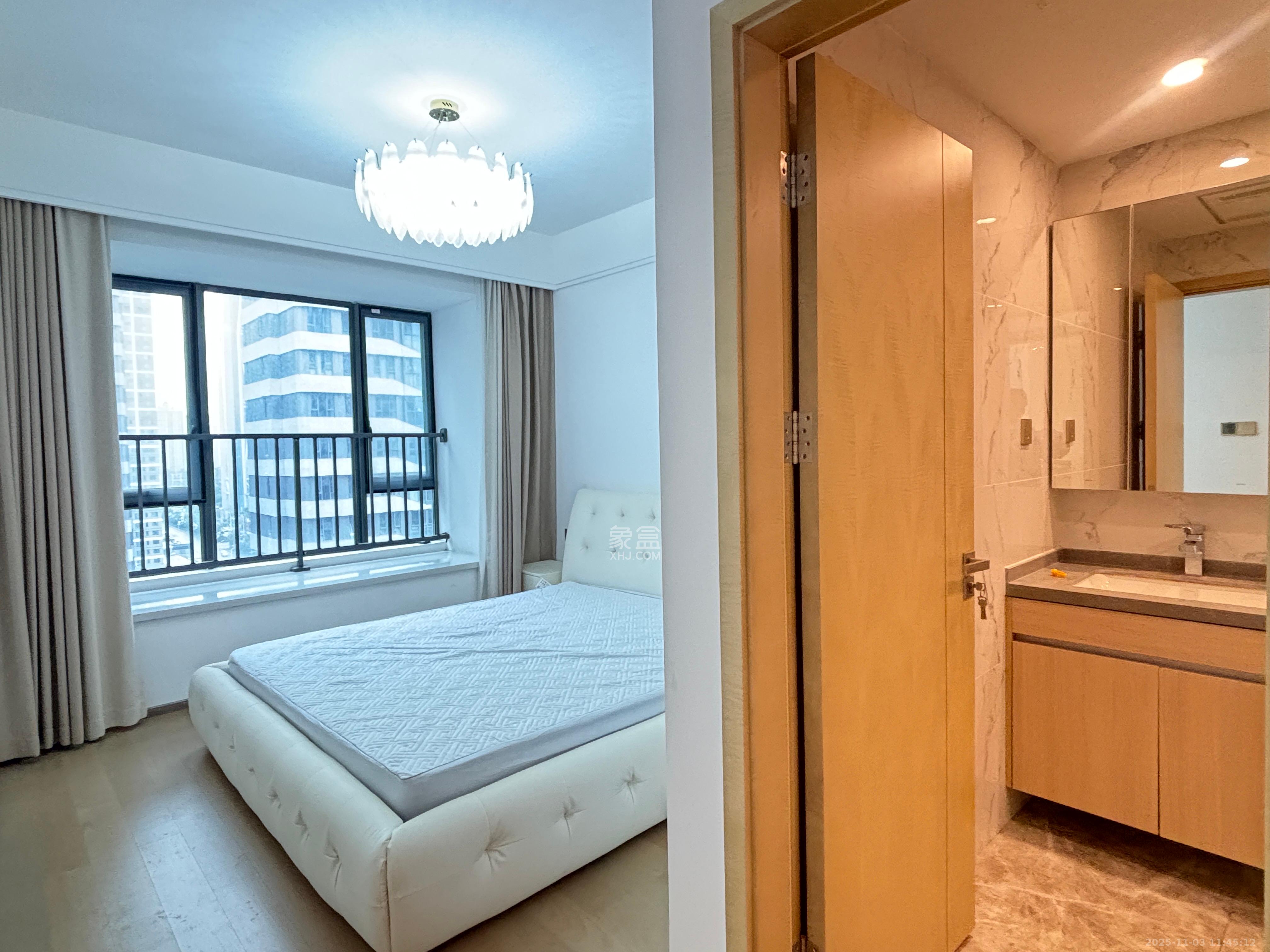 复地滨江金融中心  3室2厅2卫    4600.0元/月室内图