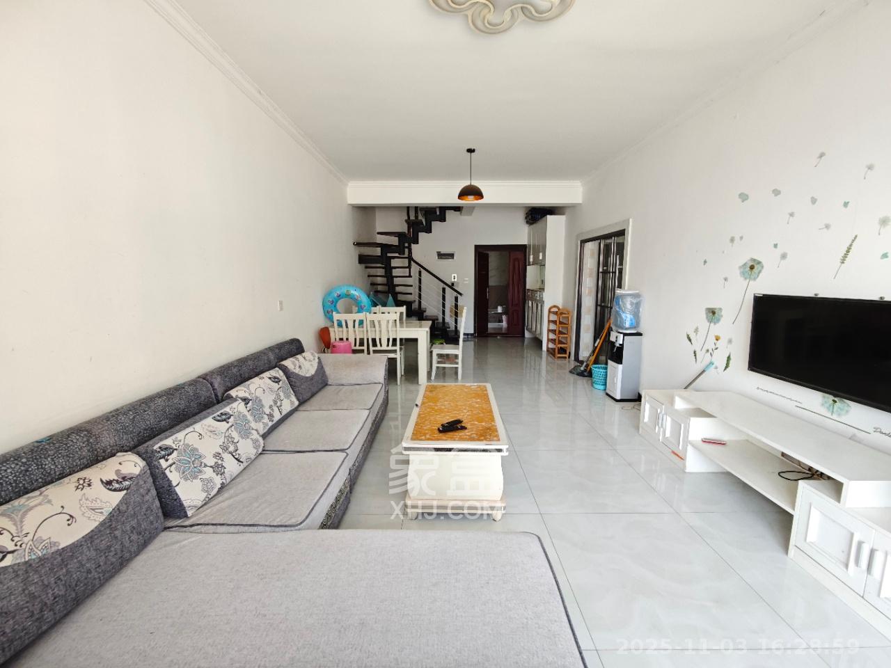 枫华府第  3室2厅1卫    1500.0元/月