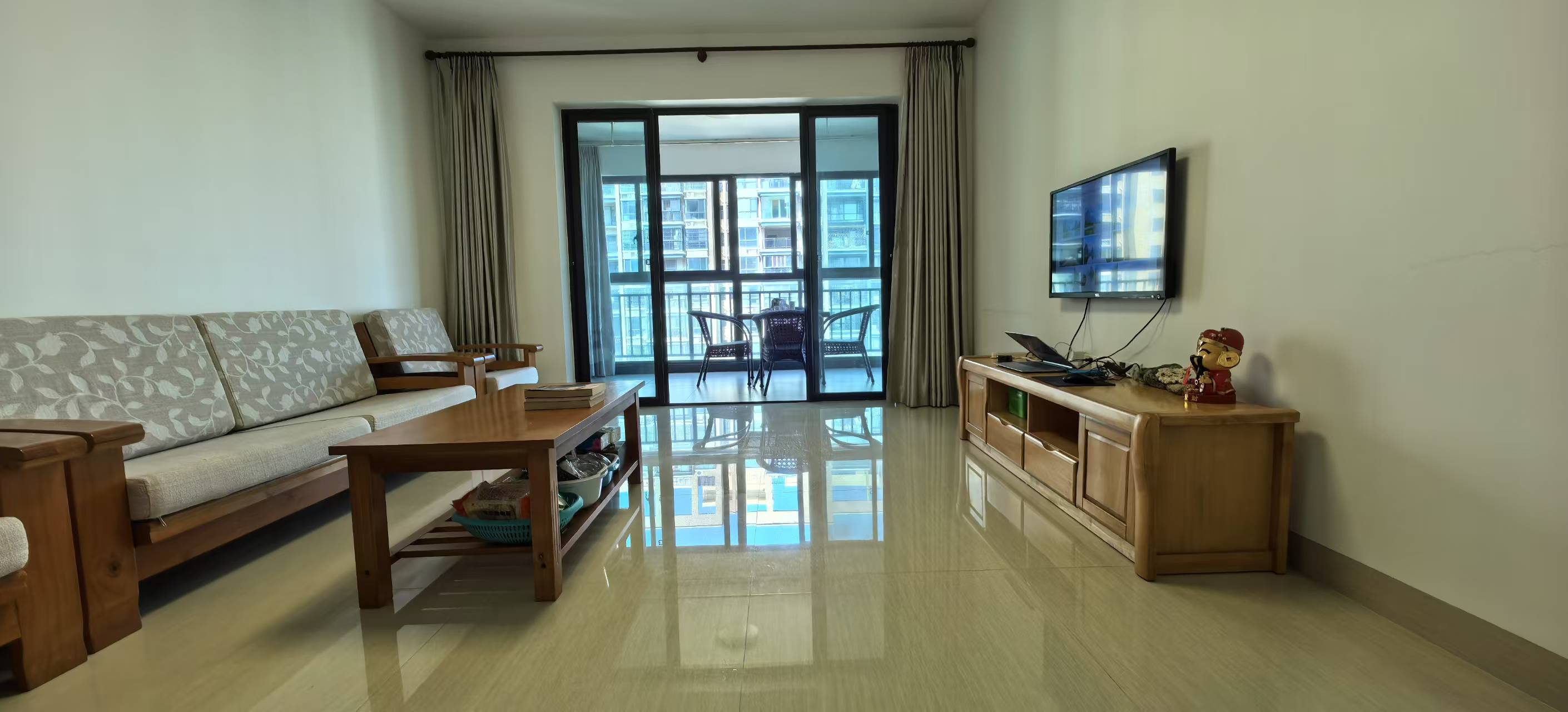 环强御景湾  3室2厅1卫    3500.0元/月室内图