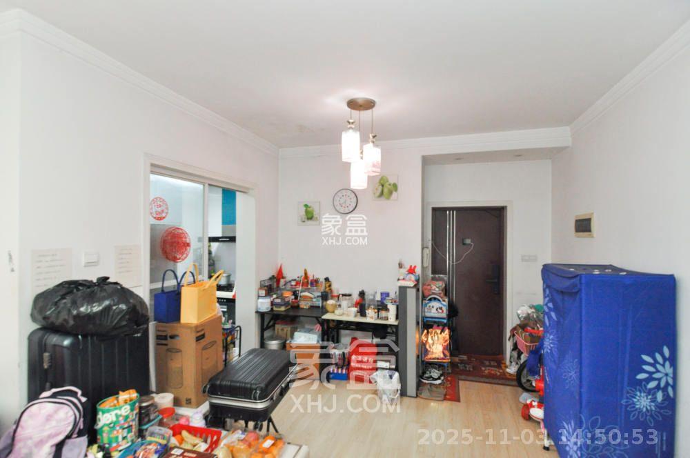 高鑫麓城 2室2厅1卫 2300.0元/月 高鑫麓城 2室2厅1卫 2300.0元/月室内图