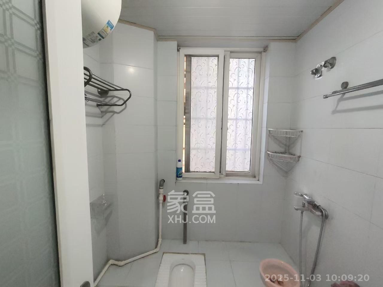 森宇佳园 3室2厅1卫 2800.0元/月 森宇佳园 3室2厅1卫 2800.0元/月室内图