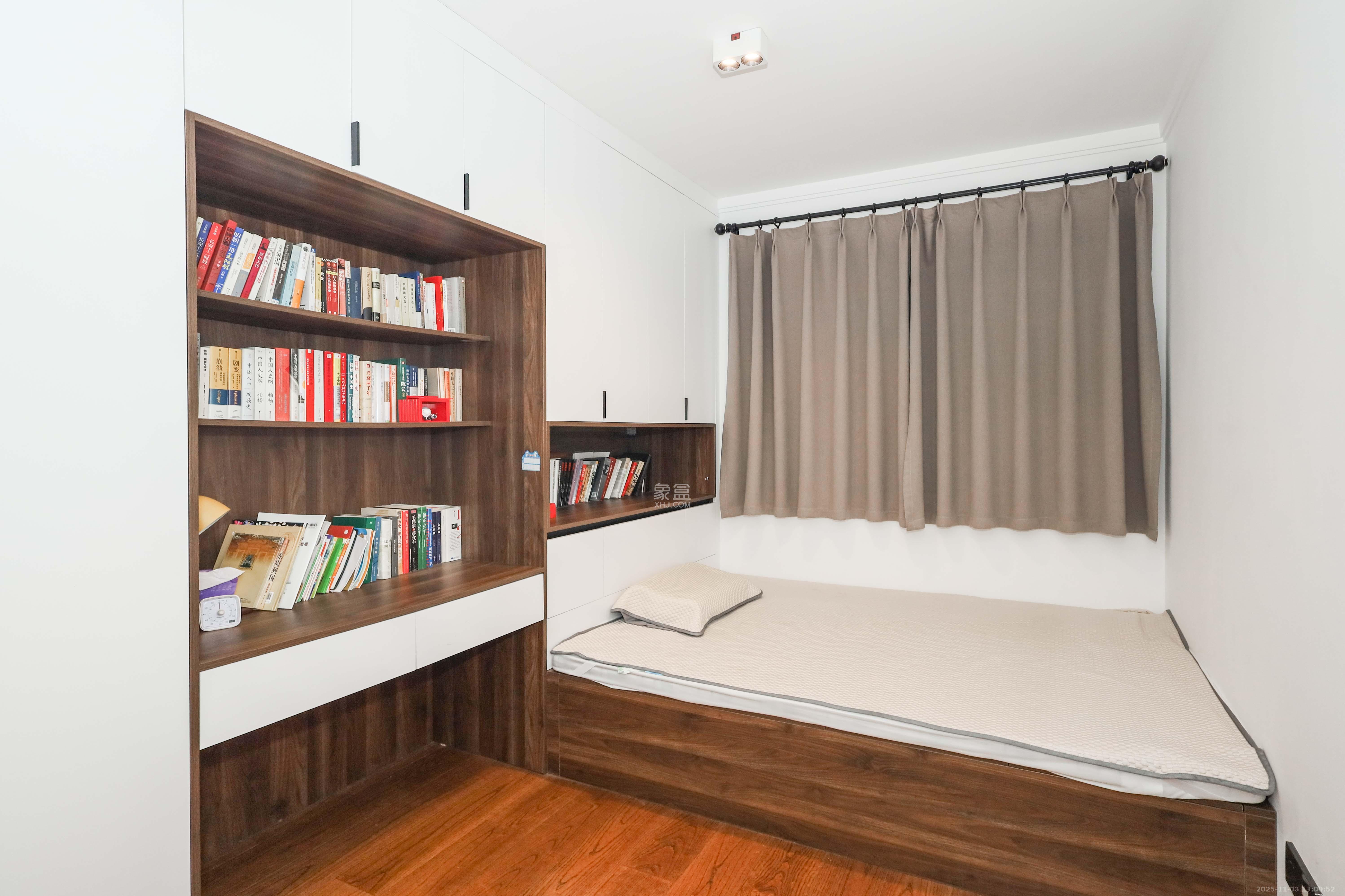 万科金色梦想C区 4室2厅2卫 168.0万 万科金色梦想C区 4室2厅2卫 168.0万卧室