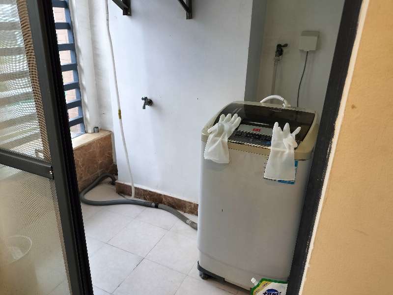 正大豪庭  1室1厅1卫    1800.0元/月室内图