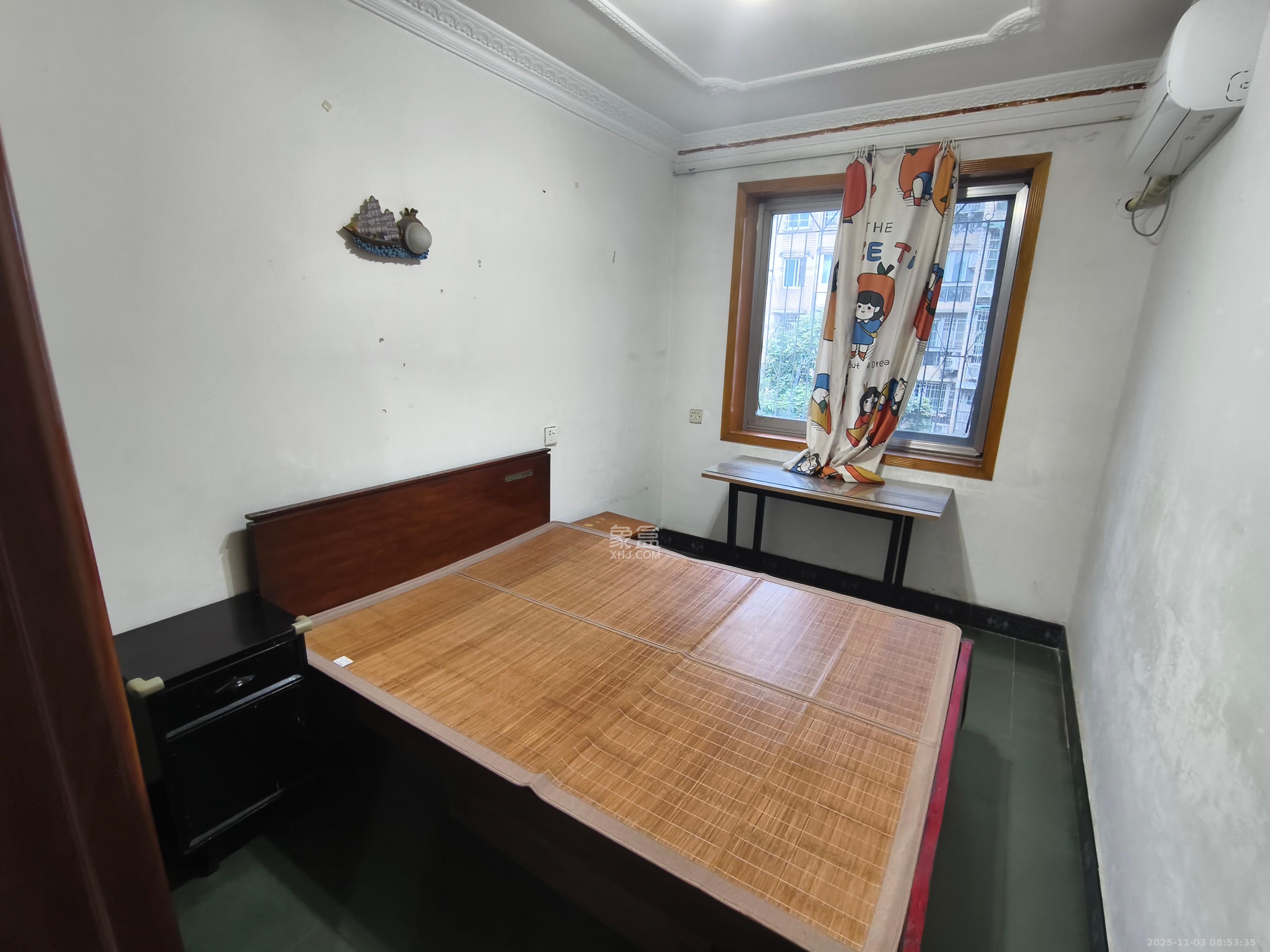 幸福桥、潘家坪路散盘  2室1厅1卫    1600.0元/月室内图