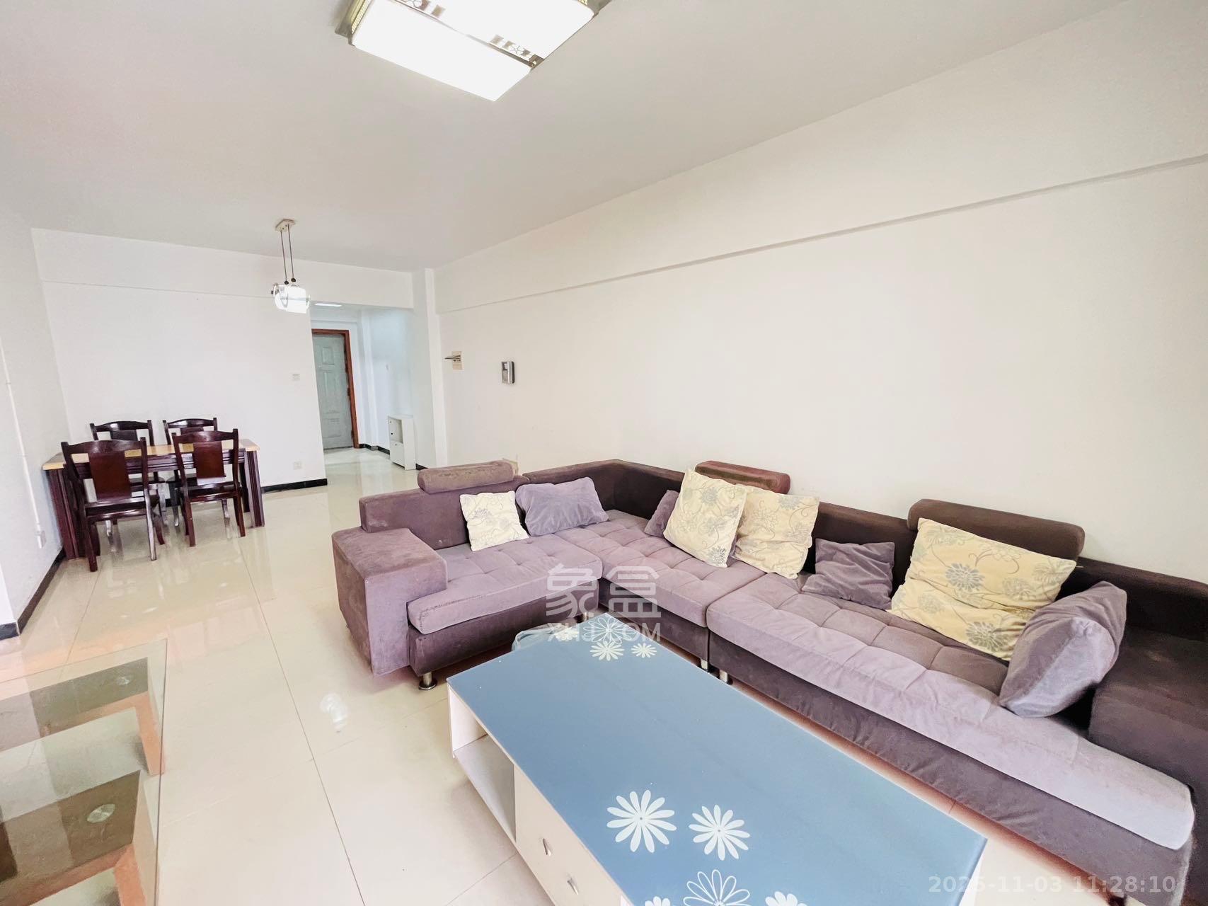 兴威帕克水岸  2室1厅1卫    2000.0元/月室内图