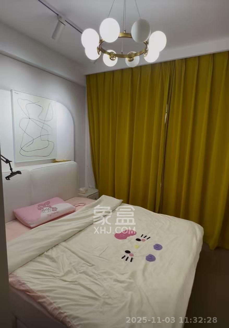 滨江府1913  4室2厅2卫    5000.0元/月室内图