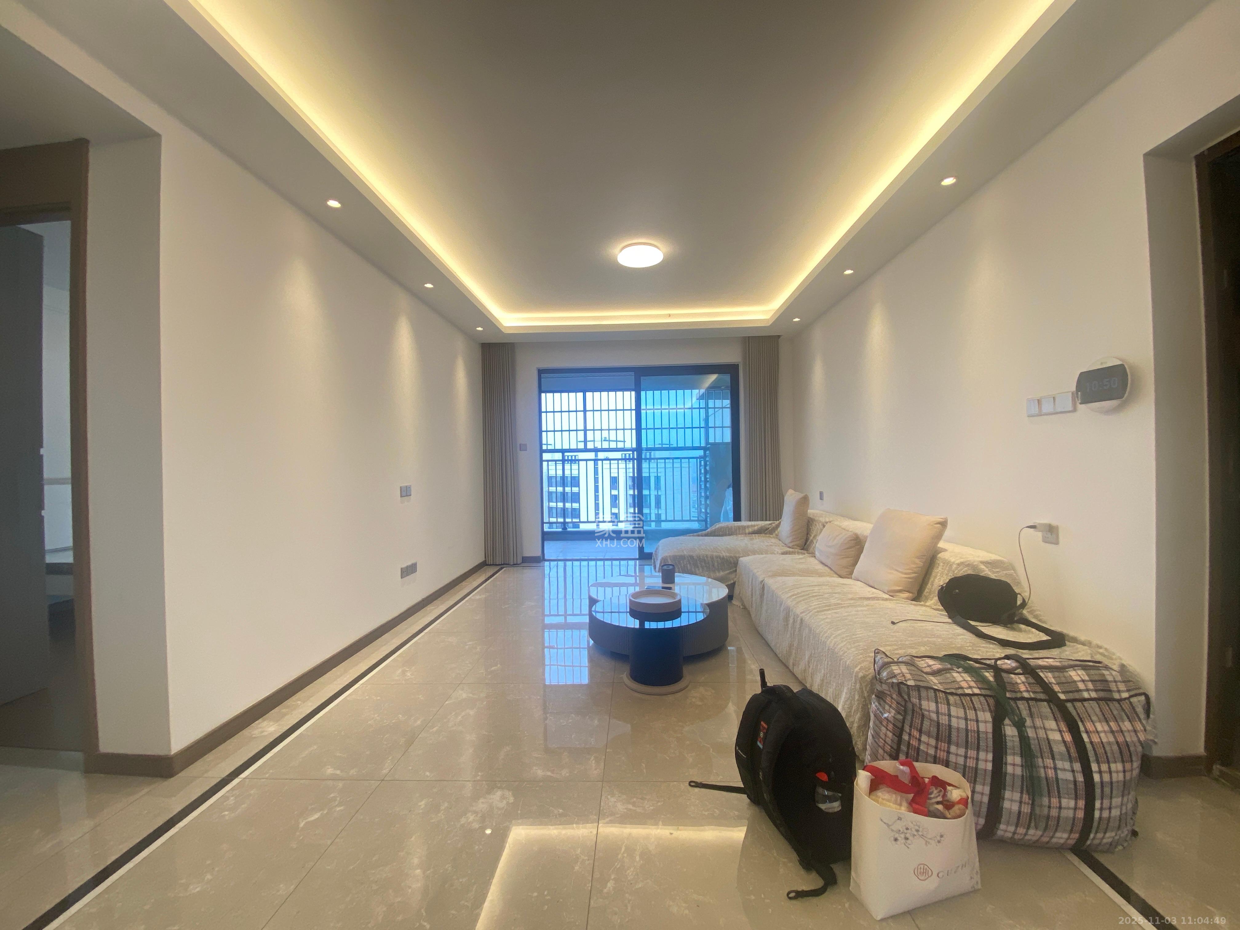 龙湖日盛奕境  3室2厅1卫    2800.0元/月