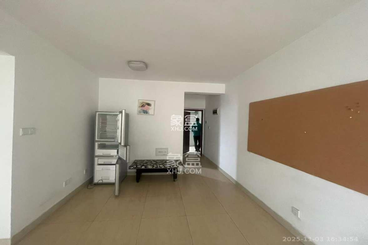 四方锦城 2室2厅1卫 1900.0元/月 四方锦城 2室2厅1卫 1900.0元/月室内图