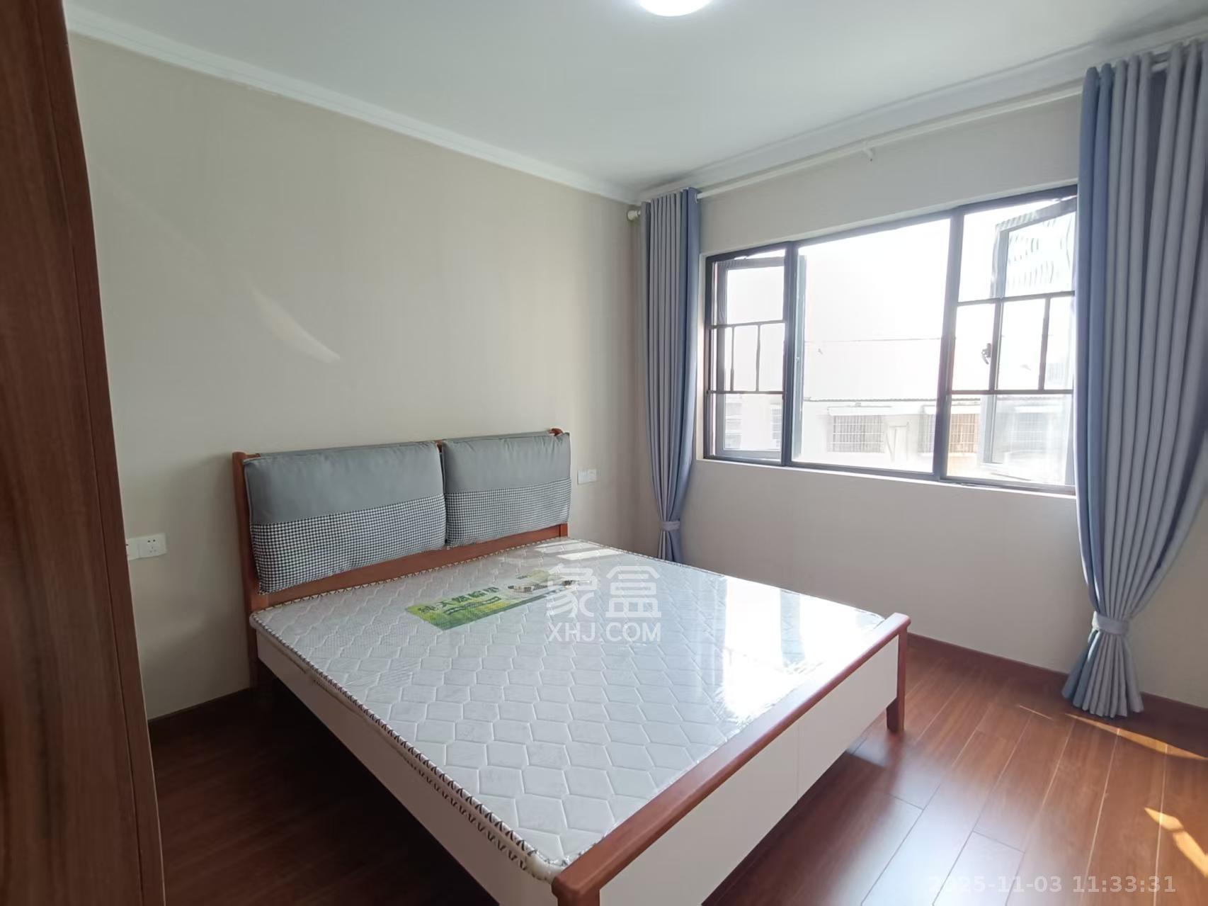 荣泰广场  3室2厅2卫    2800.0元/月室内图