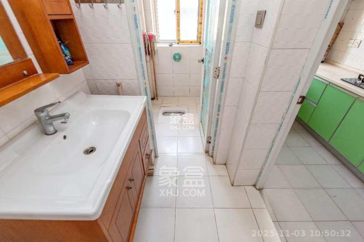 紫薇苑 4室1厅1卫 1800.0元/月 紫薇苑 4室1厅1卫 1800.0元/月室内图