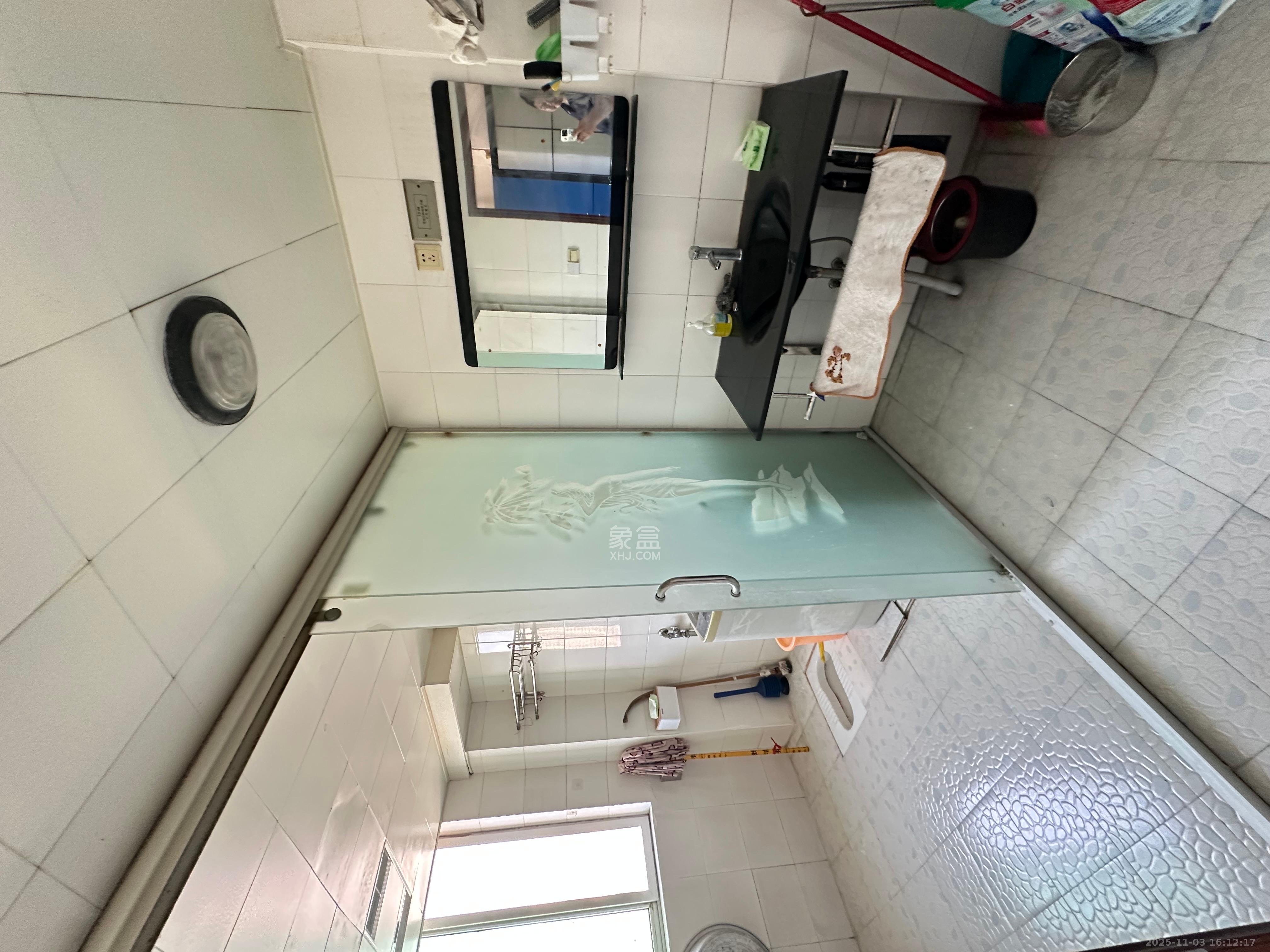 银港佳园 3室2厅2卫 1600.0元/月 银港佳园 3室2厅2卫 1600.0元/月室内图