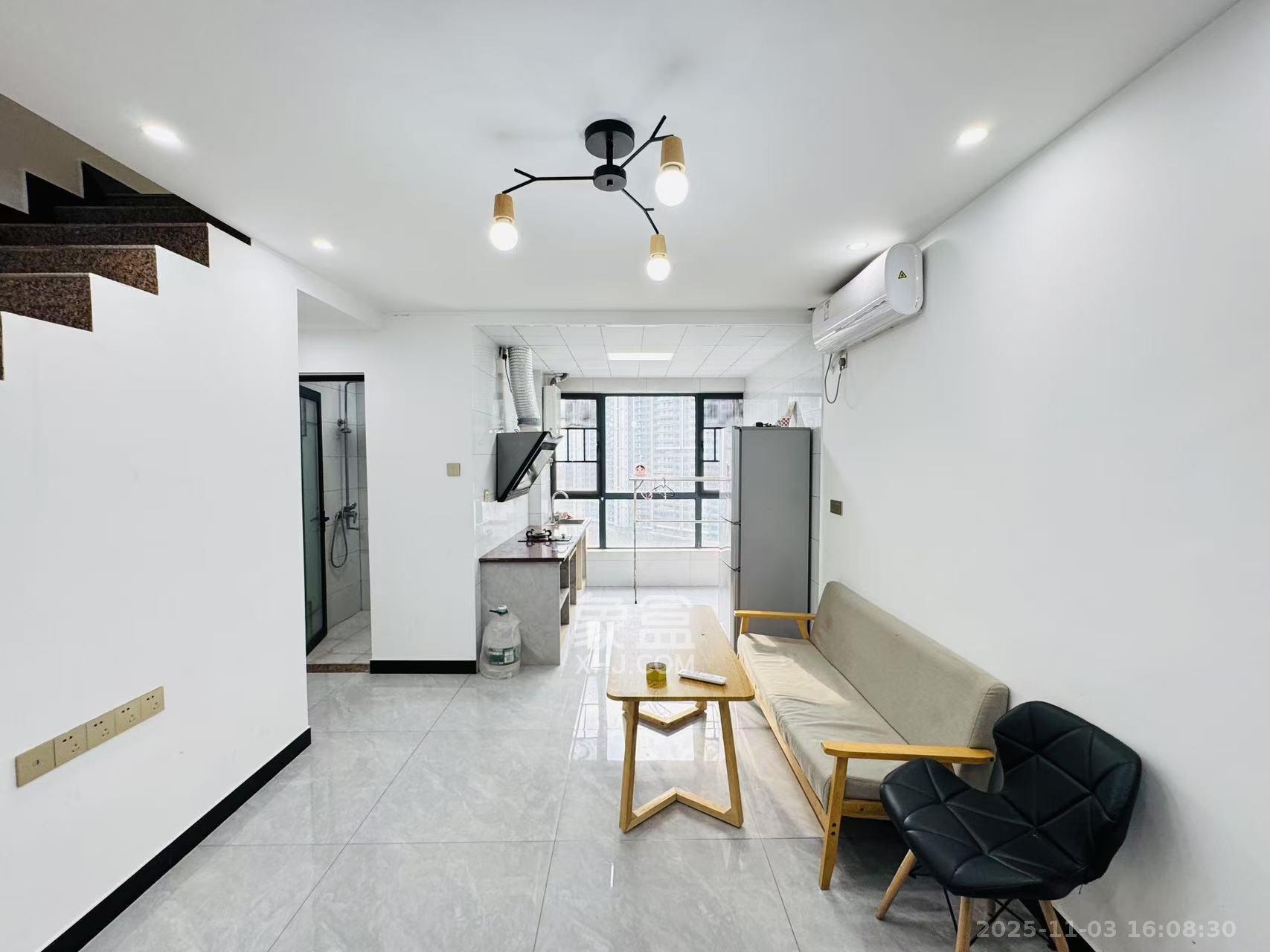 泰龙华府  2室1厅1卫    1800.0元/月室内图1