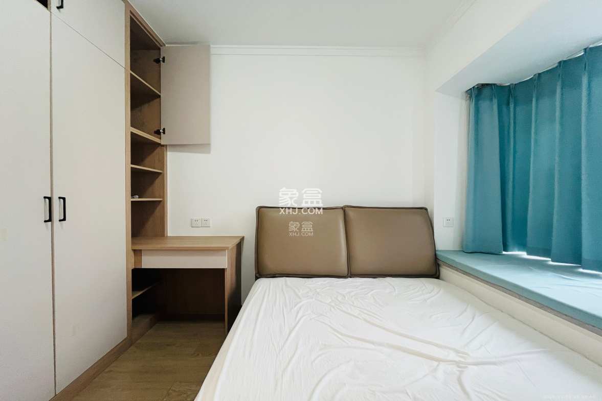 金地中交麓谷香颂(金地中交雅苑) 3室2厅2卫 3200.0元/月 金地中交麓谷香颂(金地中交雅苑) 3室2厅2卫 3200.0元/月室内图