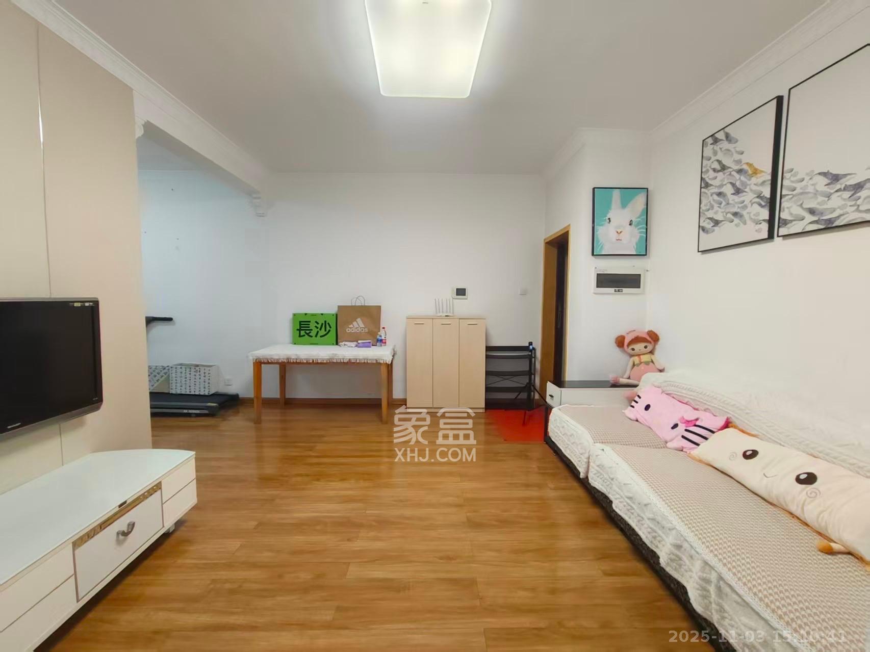 融圣国际  2室2厅1卫    3000.0元/月室内图