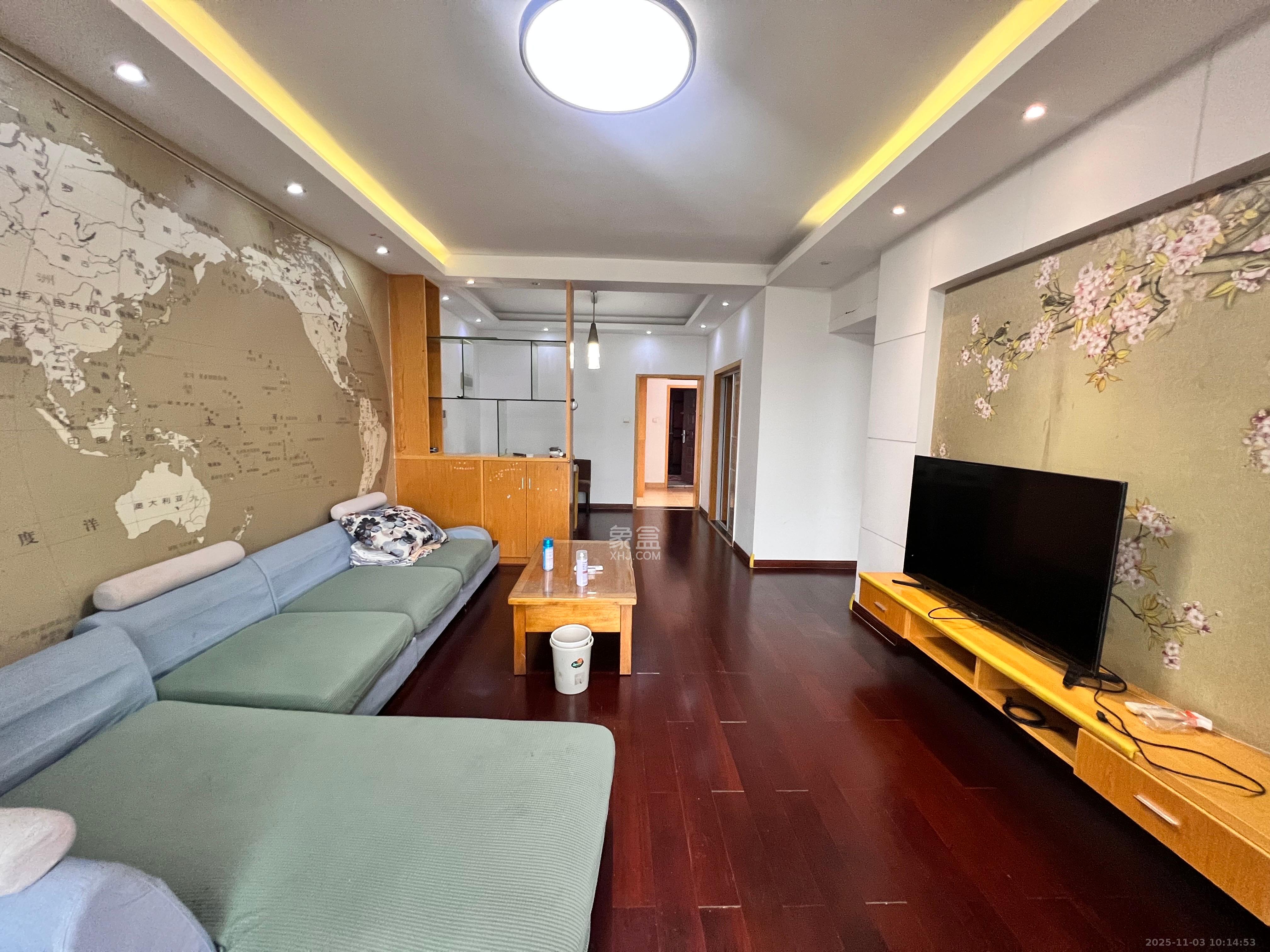 世纪桃花苑 2室2厅1卫 2000.0元/月 世纪桃花苑 2室2厅1卫 2000.0元/月室内图