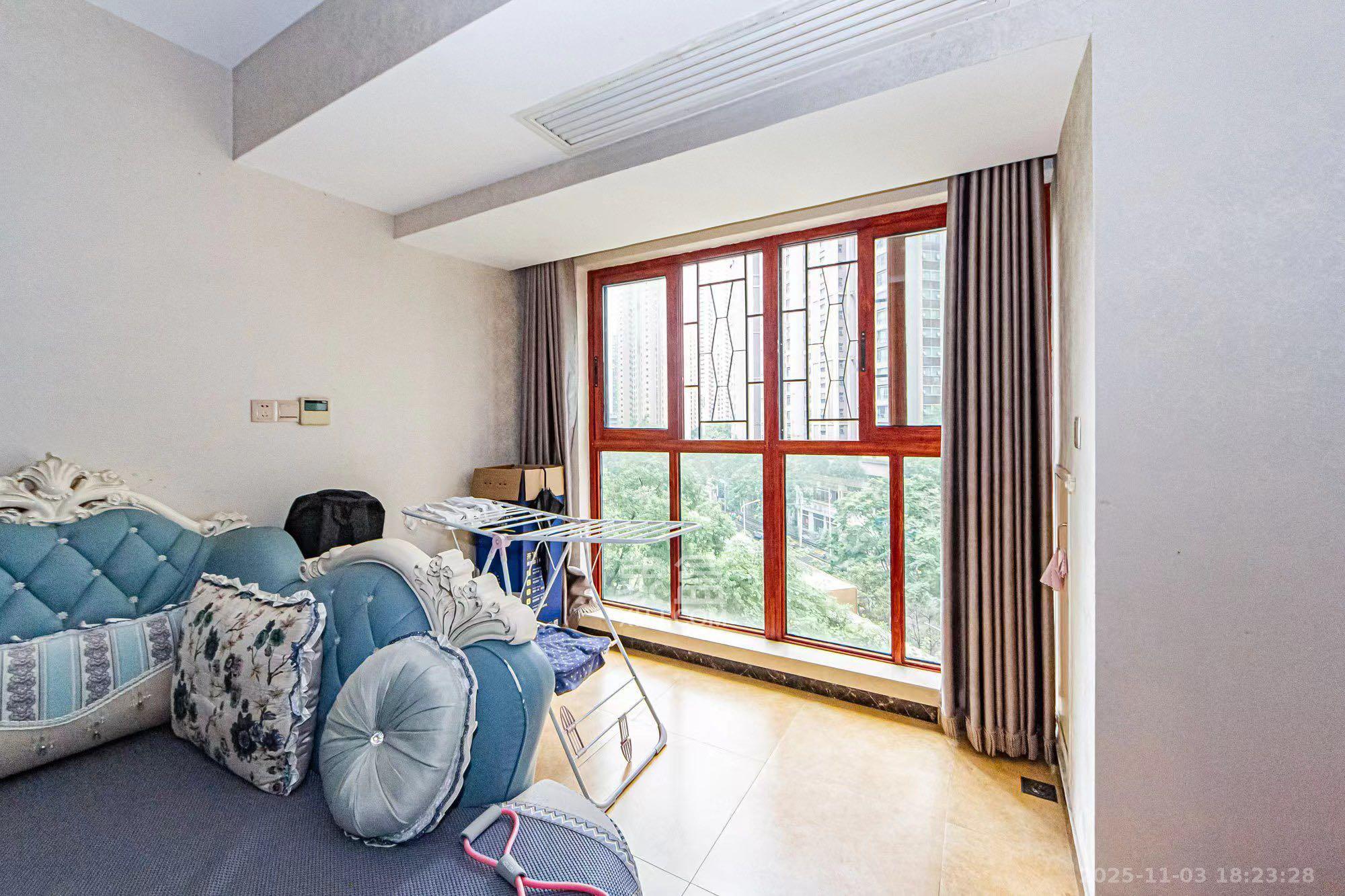 北辰三角洲E3区 3室2厅2卫 3500.0元/月 北辰三角洲E3区 3室2厅2卫 3500.0元/月室内图