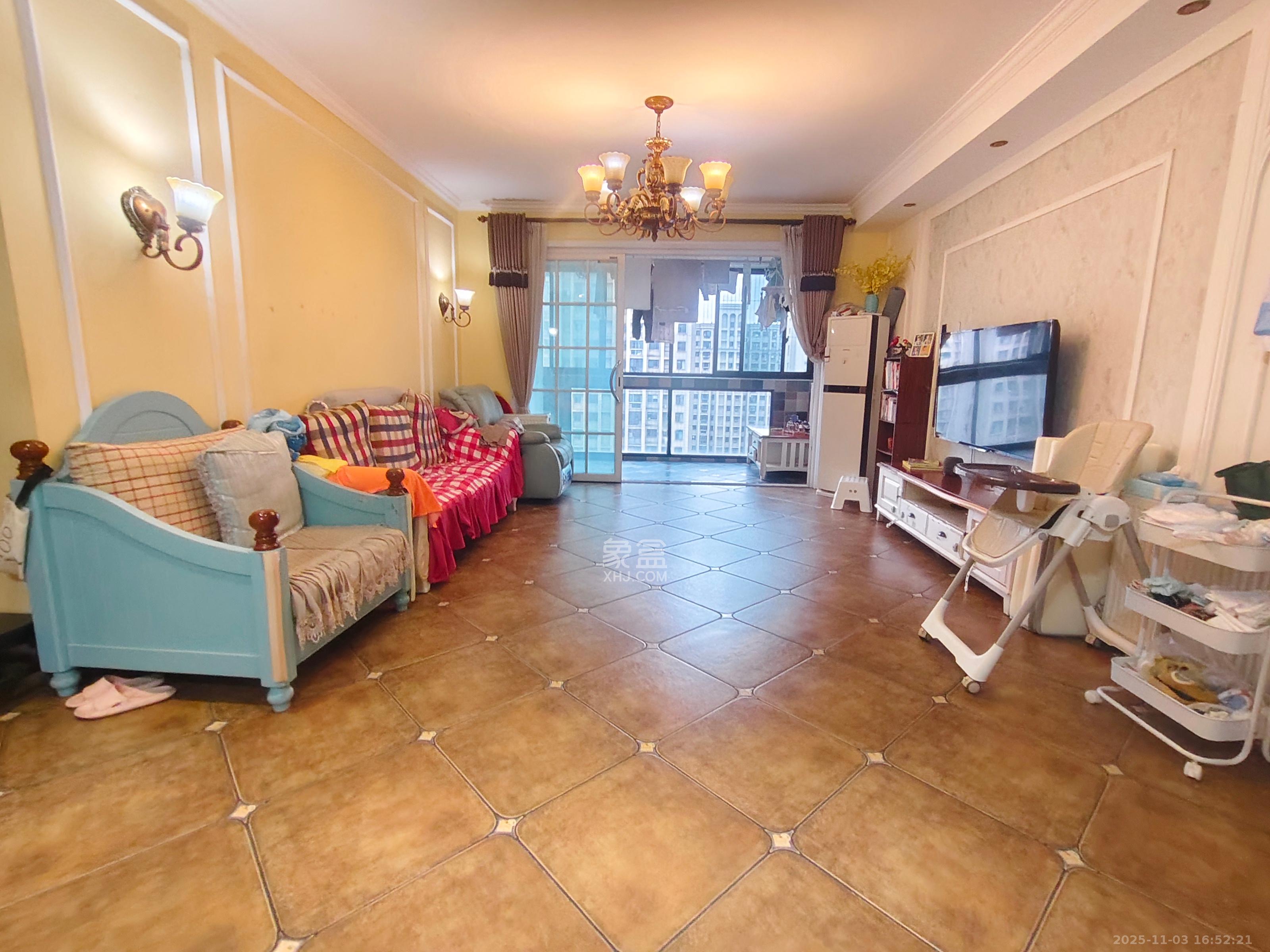 阳光丽城一期 4室2厅2卫 4000.0元/月 阳光丽城一期 4室2厅2卫 4000.0元/月室内图