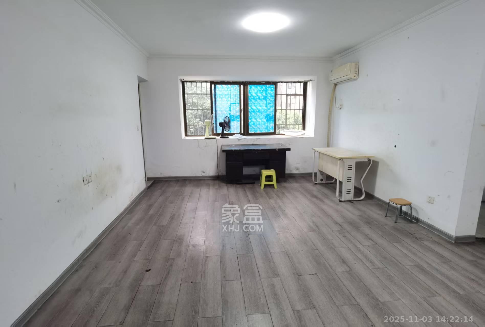 芙蓉蓉苑 2室2厅1卫 2100.0元/月 芙蓉蓉苑 2室2厅1卫 2100.0元/月室内图