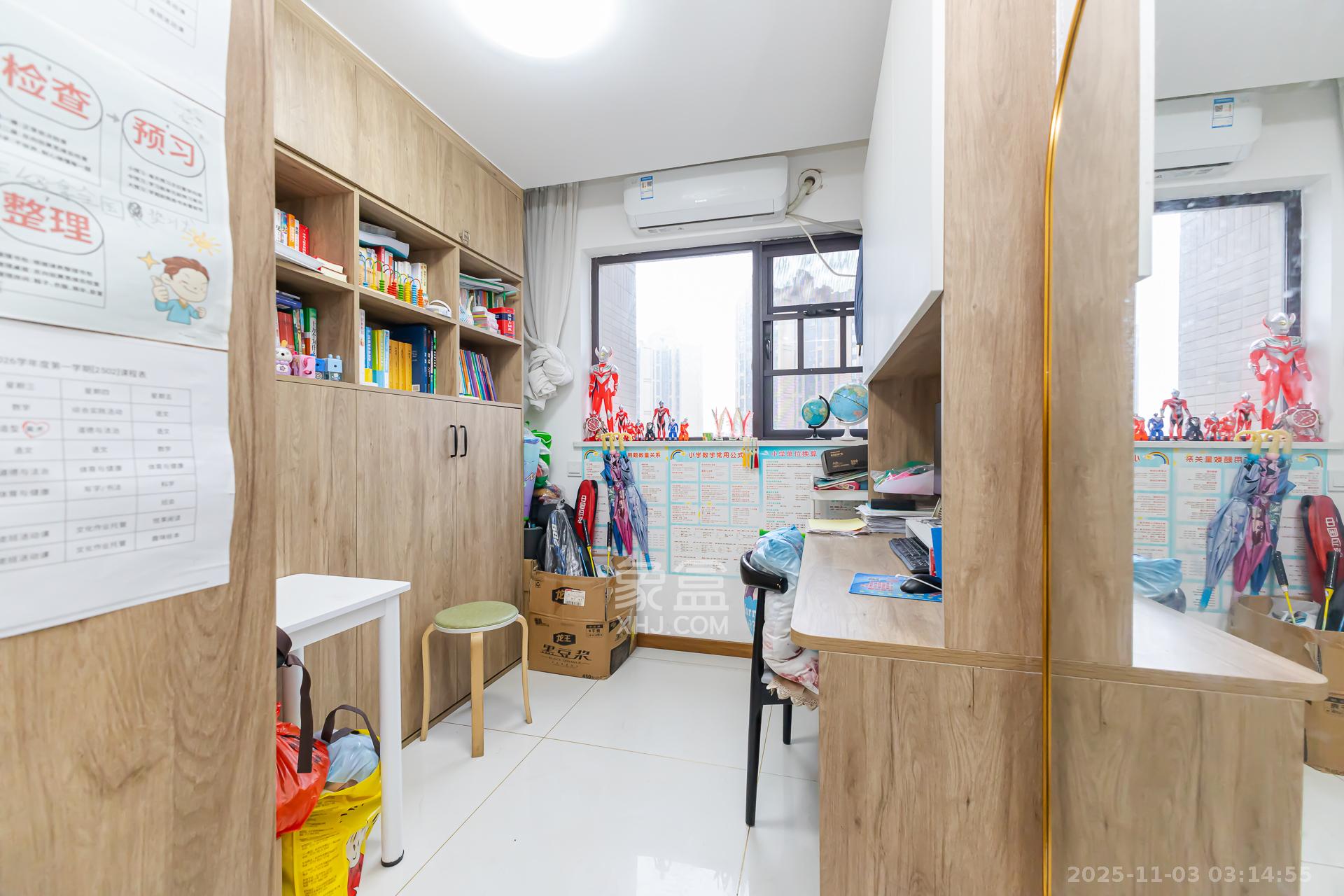 时代倾城三期  3室2厅2卫    95.0万卧室