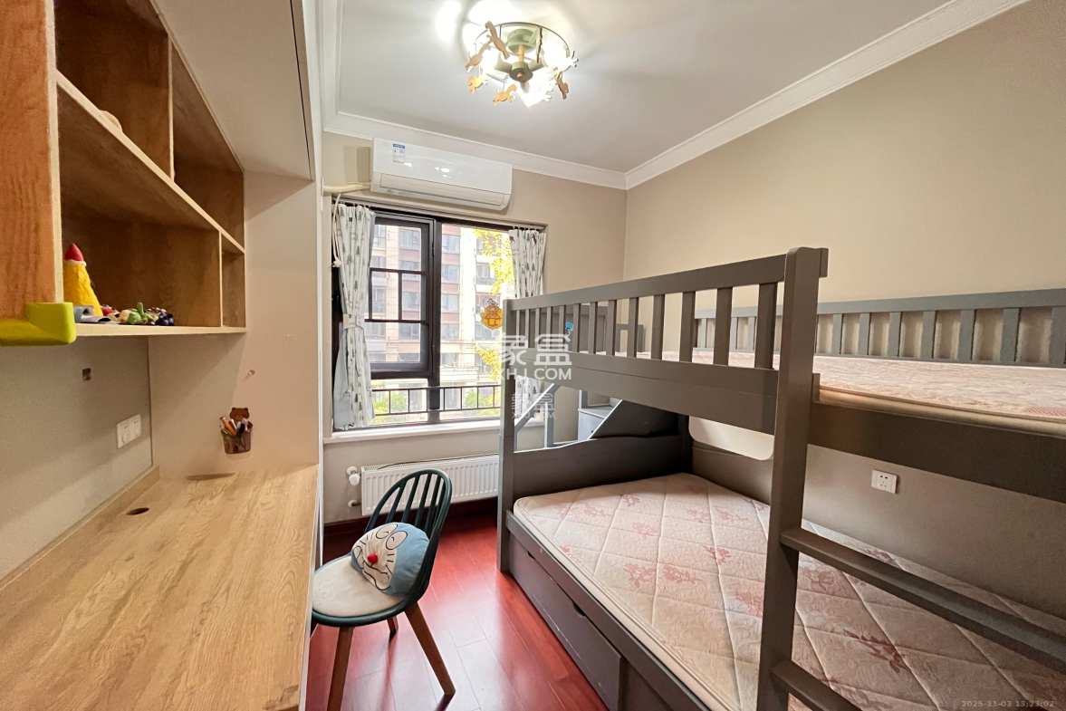 中海新城熙岸(中信新城五期) 3室2厅2卫 3000.0元/月 中海新城熙岸(中信新城五期) 3室2厅2卫 3000.0元/月室内图