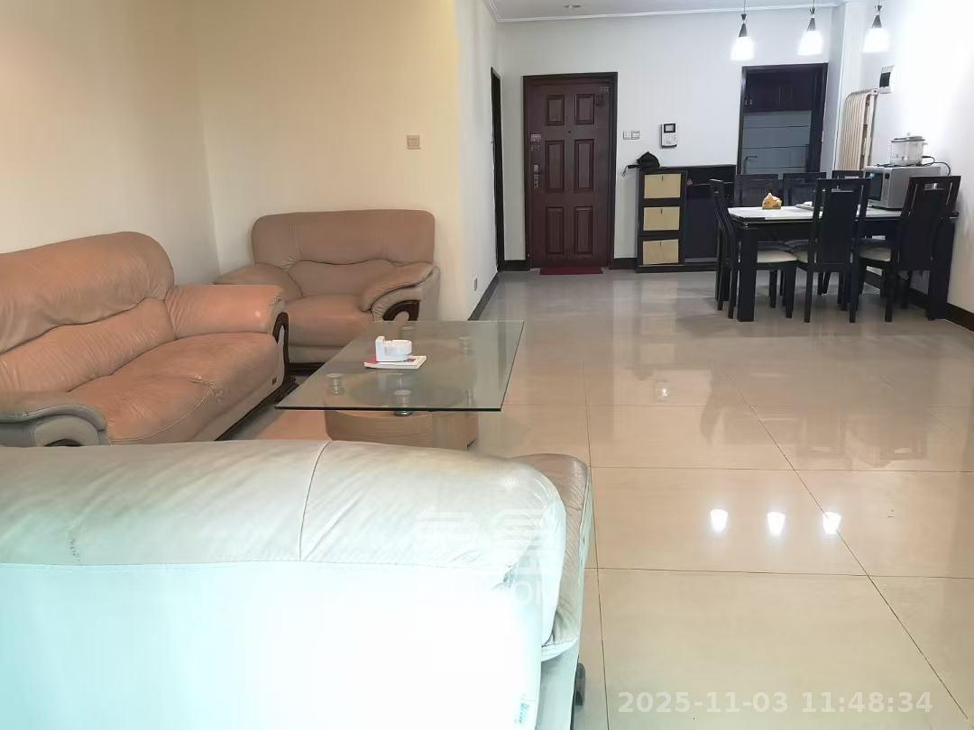 新华联家园  4室2厅2卫    3500.0元/月 新华联家园  4室2厅2卫    3500.0元/月室内图