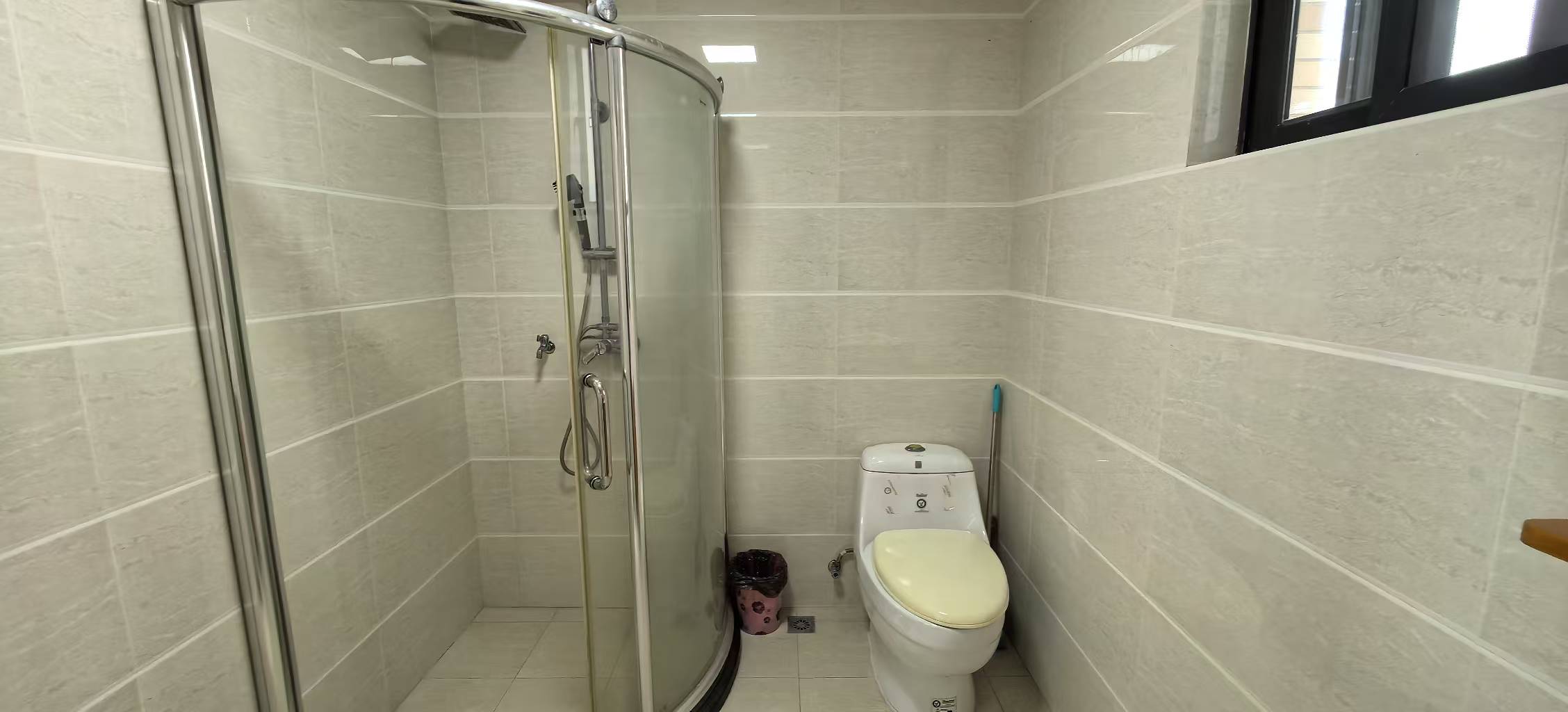 环强御景湾  3室2厅1卫    3500.0元/月