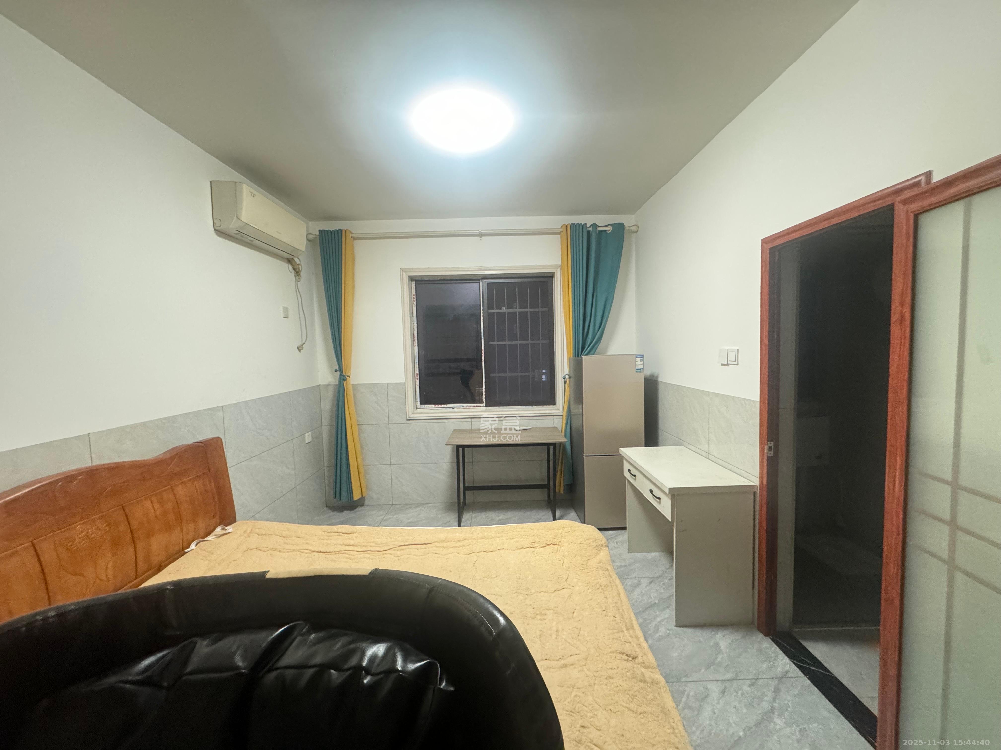 联丰苑 1室1厅1卫 900.0元/月 联丰苑 1室1厅1卫 900.0元/月室内图