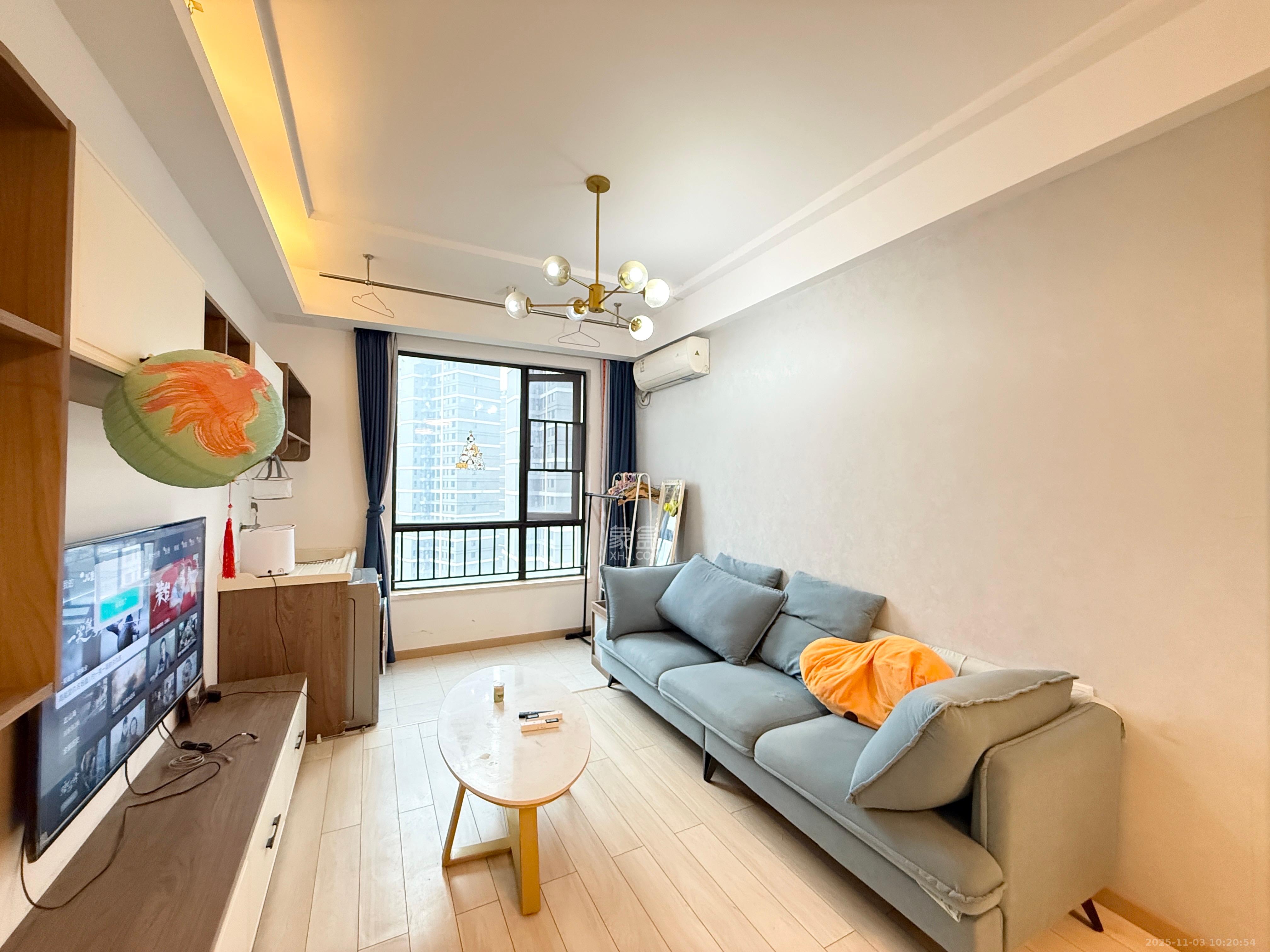 启迪协信中心 2室2厅1卫 2600.0元/月 启迪协信中心 2室2厅1卫 2600.0元/月室内图