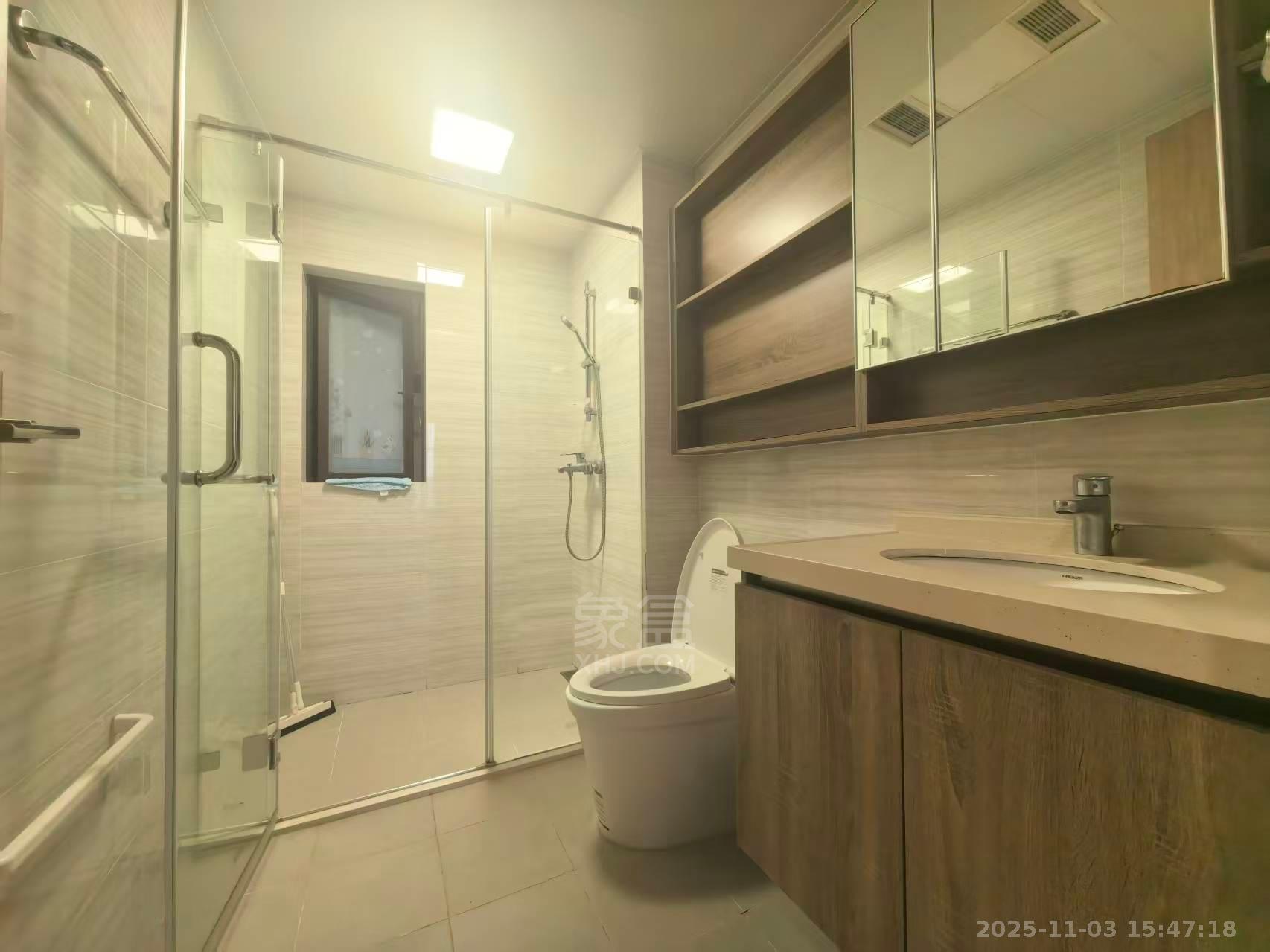 美的翰城  3室2厅2卫    1800.0元/月室内图