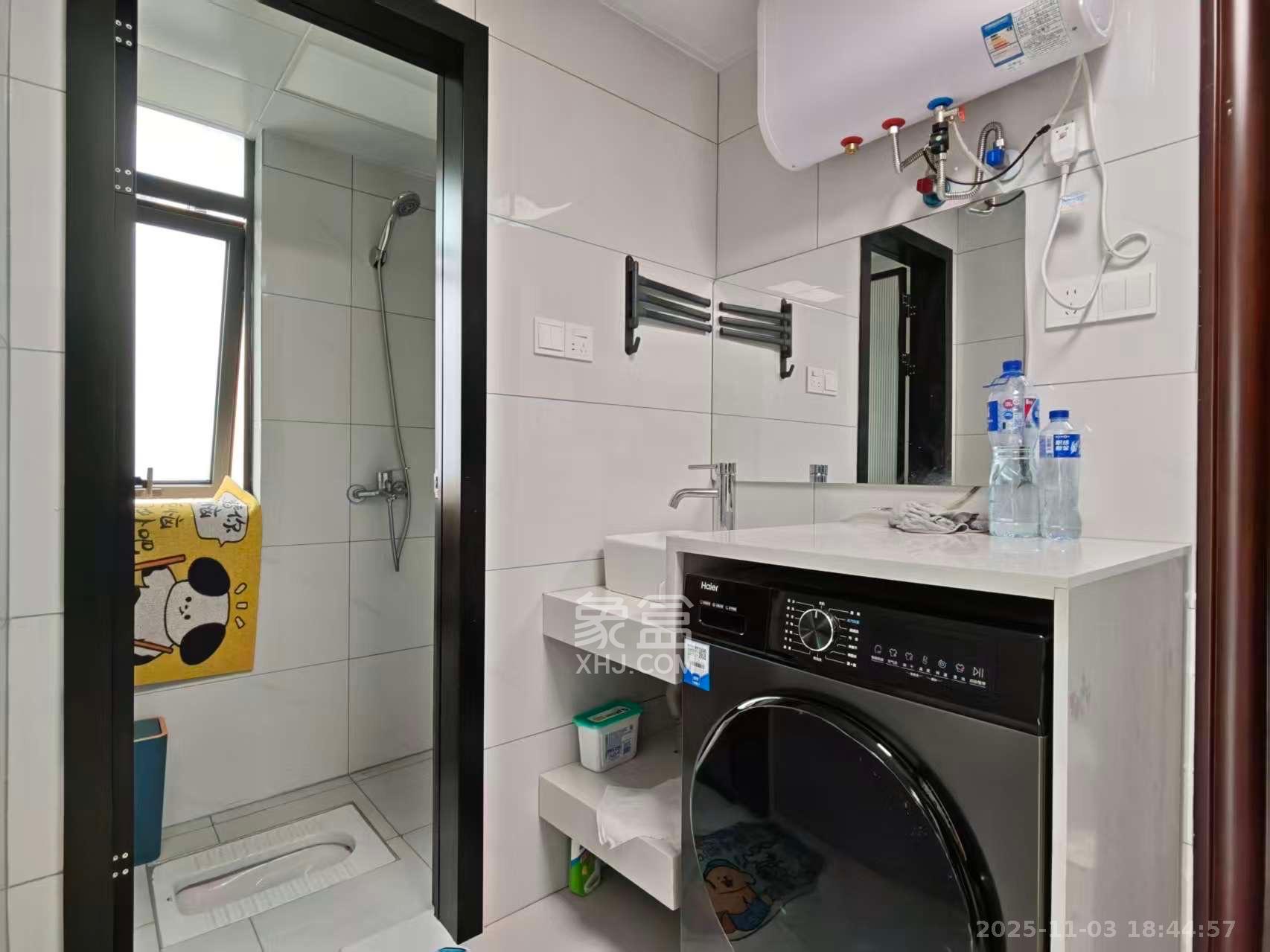 莲馨苑  1室1厅1卫    1300.0元/月室内图