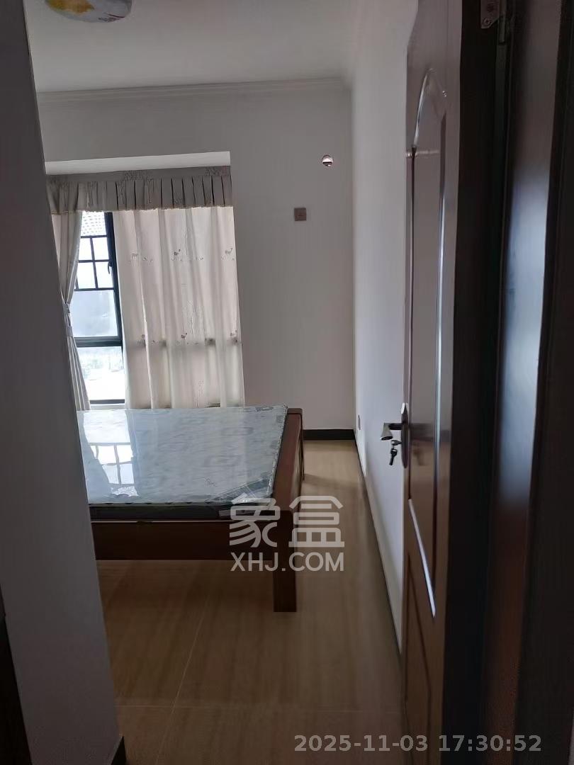 海伦春天 2室2厅1卫 1800.0元/月 海伦春天 2室2厅1卫 1800.0元/月室内图