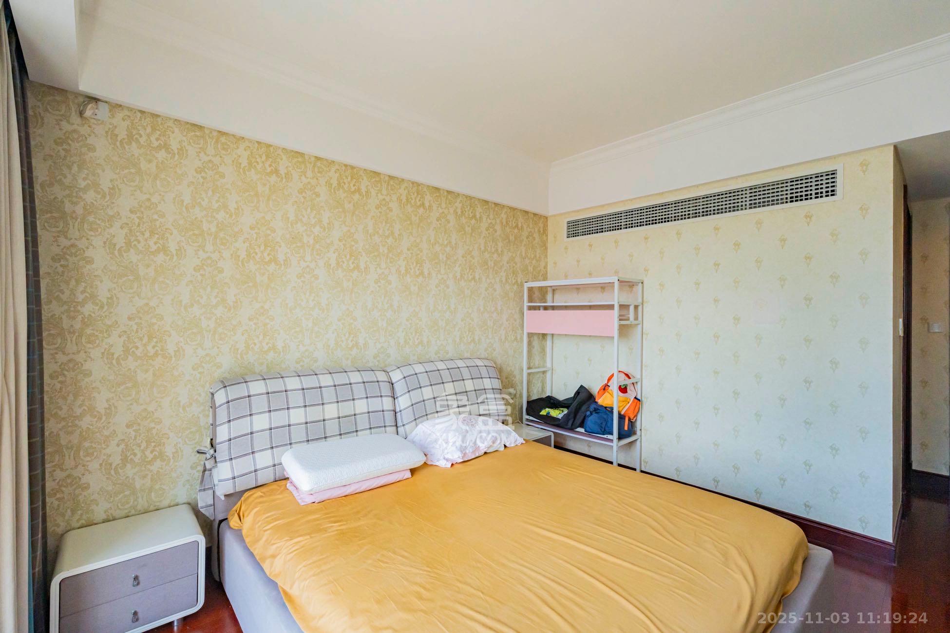 复地崑玉国际一期 3室2厅2卫 6000.0元/月 复地崑玉国际一期 3室2厅2卫 6000.0元/月室内图