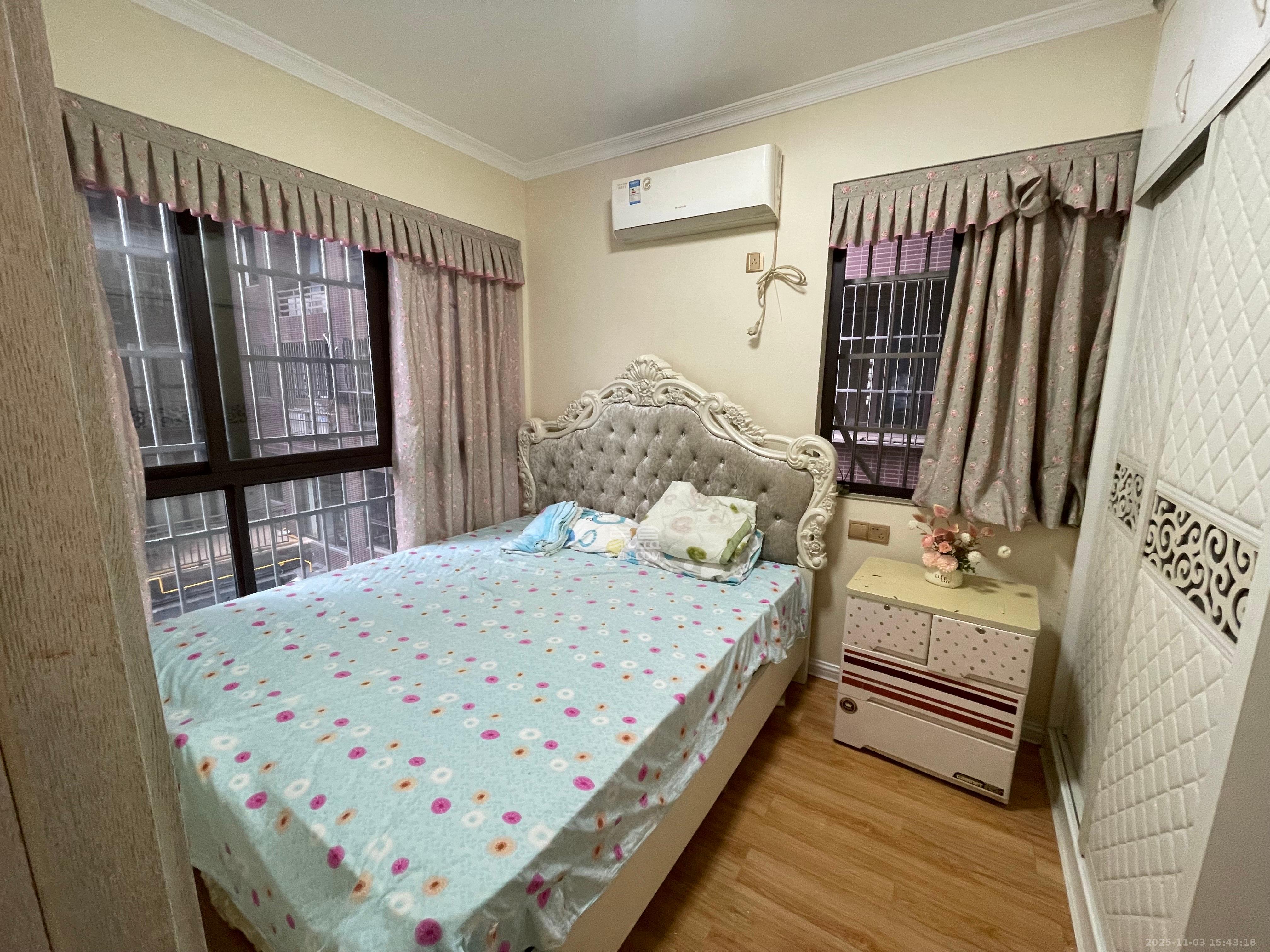 芒果天地(芒果雅苑)  2室2厅1卫    2500.0元/月 芒果天地(芒果雅苑)  2室2厅1卫    2500.0元/月室内图