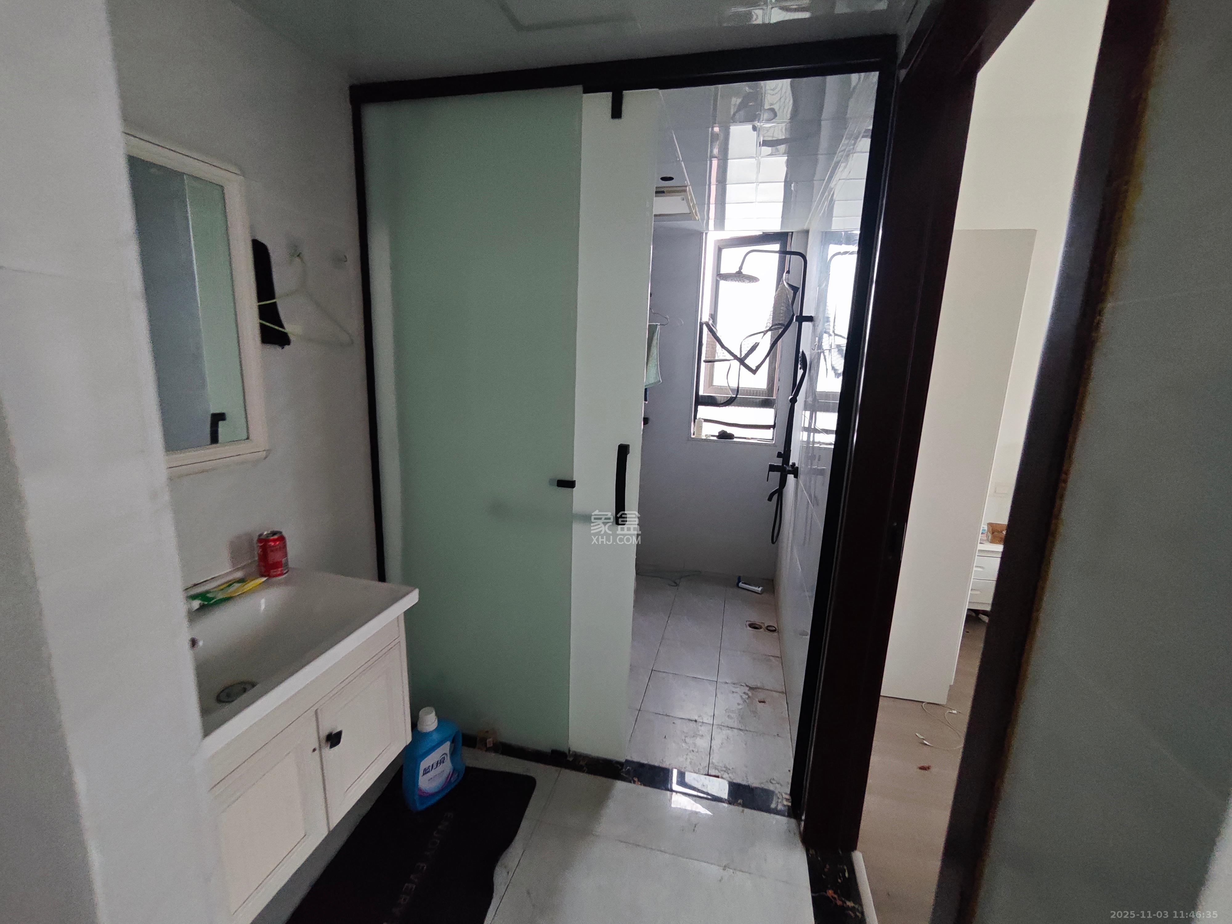 碧桂园城市之光  2室2厅1卫    2300.0元/月