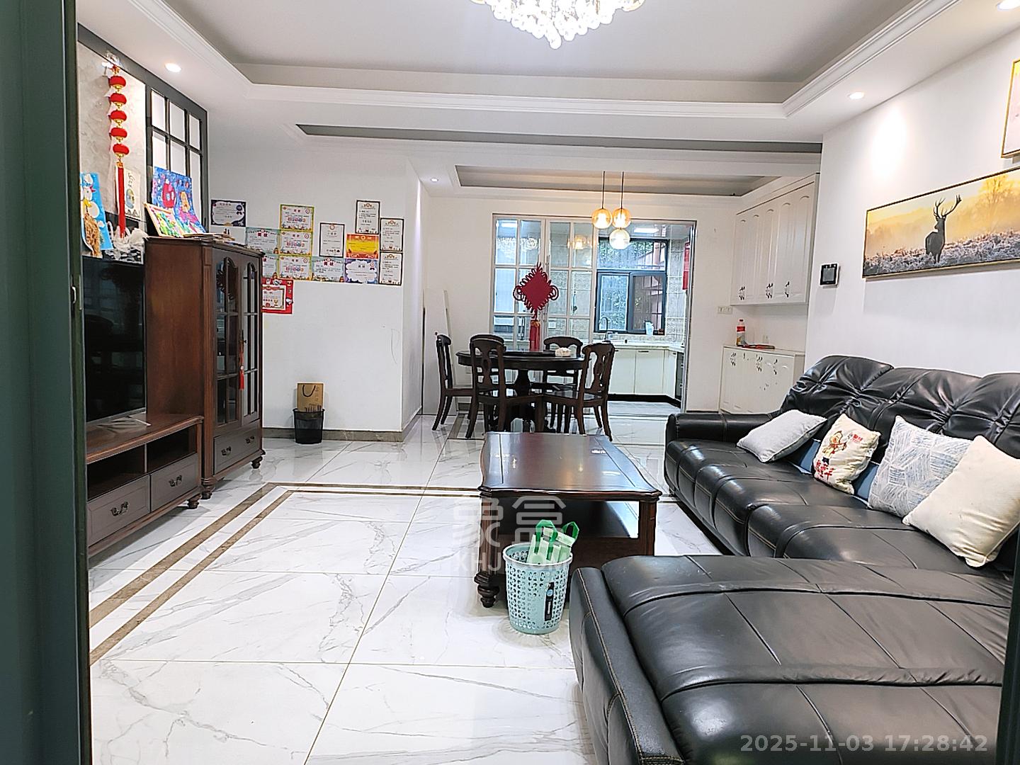 五矿格澜郡 3室2厅2卫 1900.0元/月 五矿格澜郡 3室2厅2卫 1900.0元/月室内图