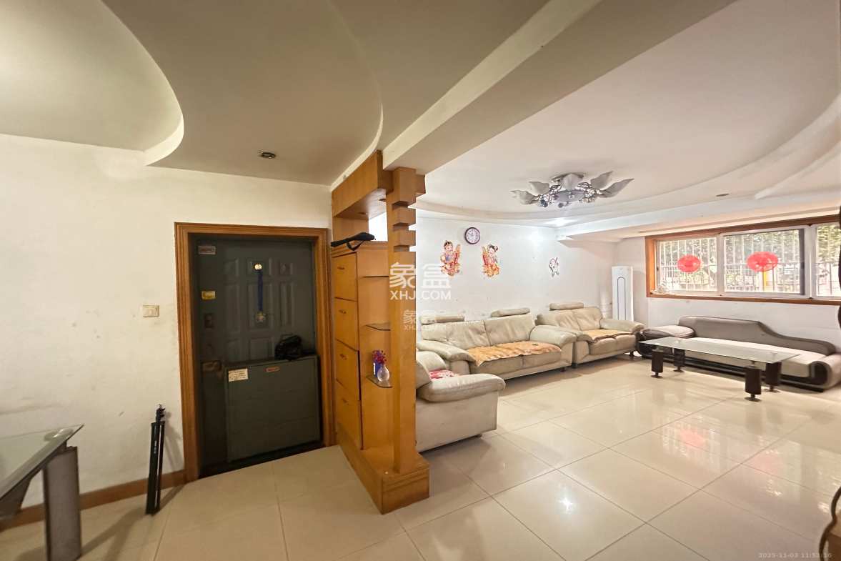 湘计花园 1室0厅0卫 2300.0元/月 湘计花园 1室0厅0卫 2300.0元/月室内图