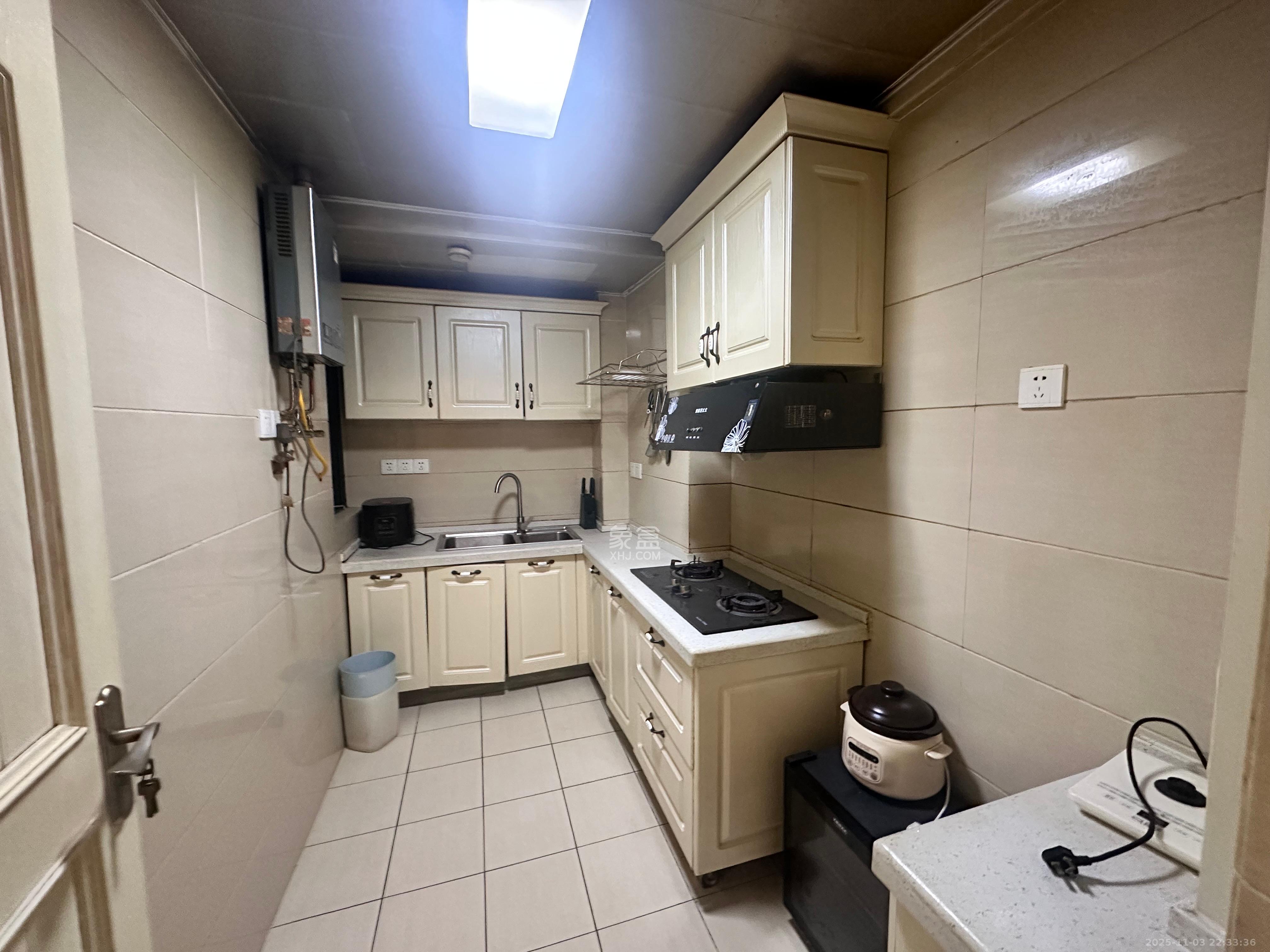 尚都花园城 3室2厅1卫 1580.0元/月 尚都花园城 3室2厅1卫 1580.0元/月室内图