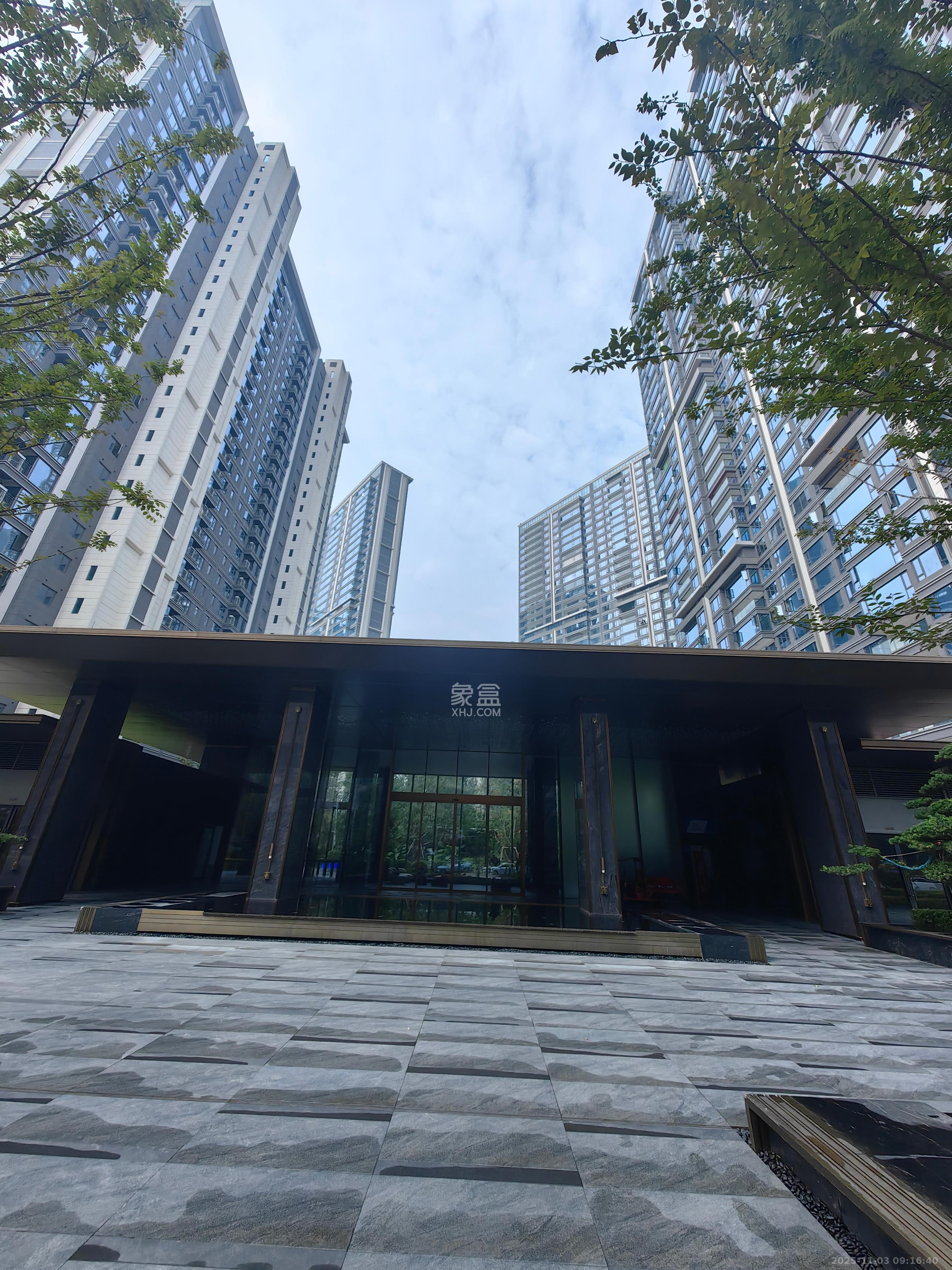 中海阅湘台 5室2厅3卫 15800.0元/月 中海阅湘台 5室2厅3卫 15800.0元/月室内图