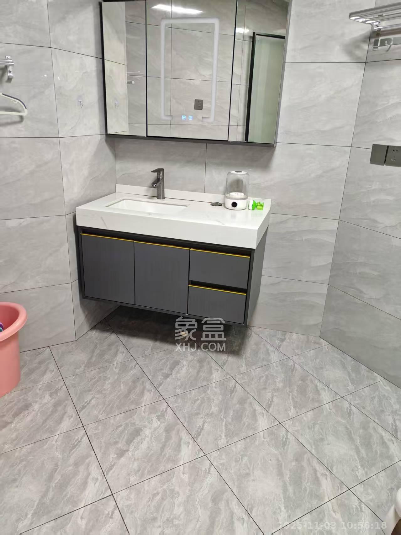 金色屋顶  4室2厅3卫    7500.0元/月室内图