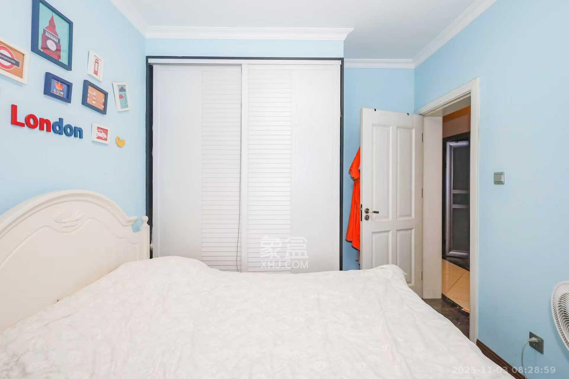 南山雍江汇(滨江国际新城) 1室2厅1卫 3000.0元/月 南山雍江汇(滨江国际新城) 1室2厅1卫 3000.0元/月室内图