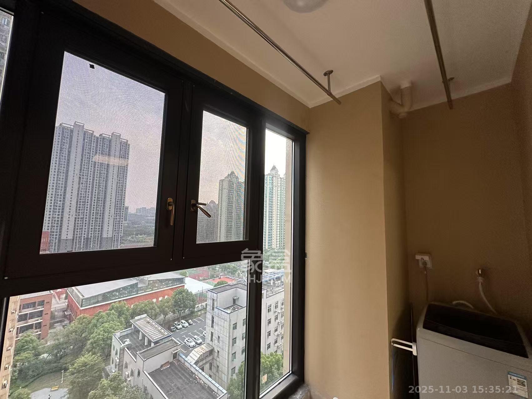 长沙高铁吾悦广场  3室2厅2卫    3500.0元/月室内图