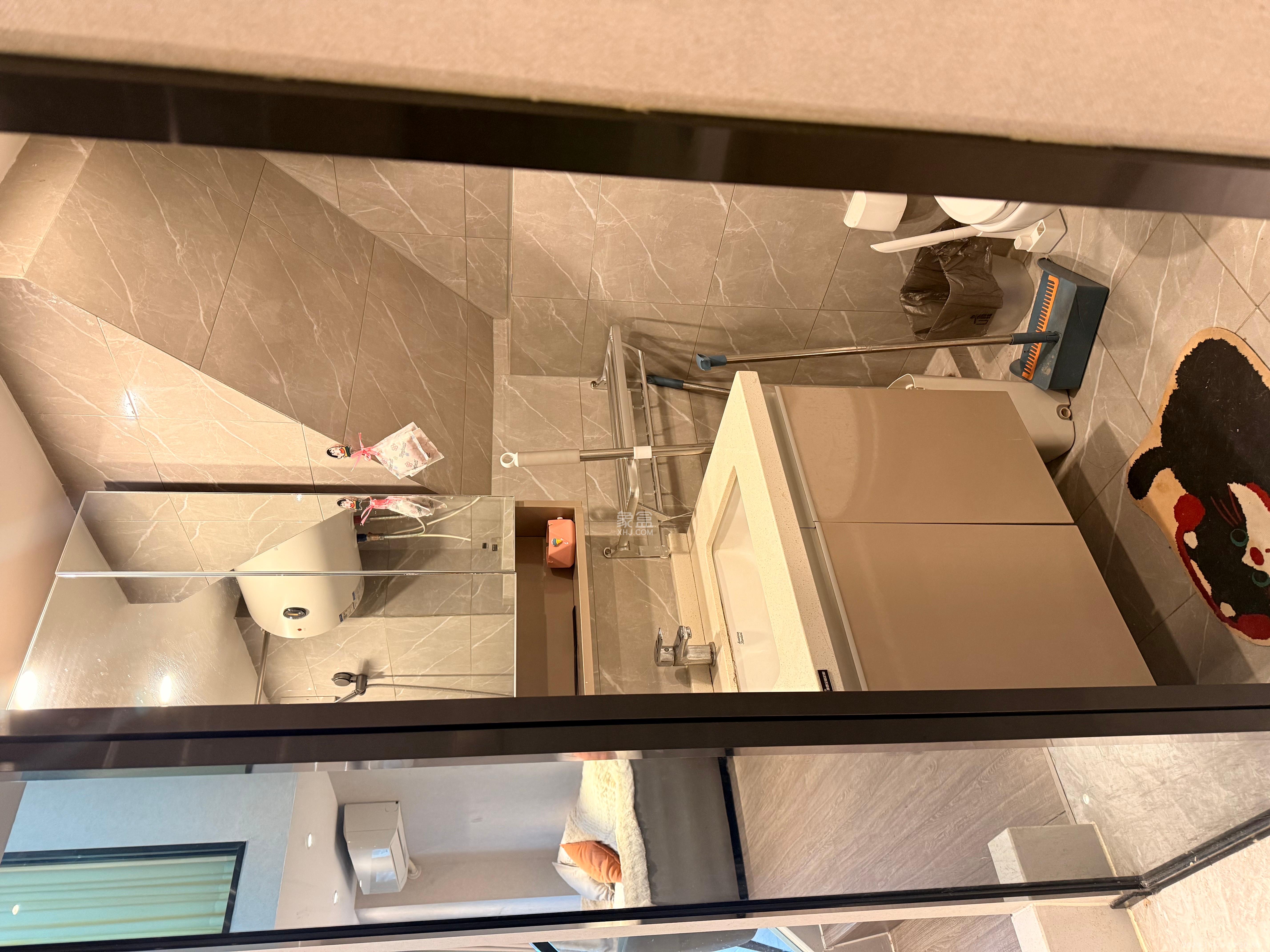 中一鲲出（鲲鹏府）  1室0厅0卫    2700.0元/月室内图