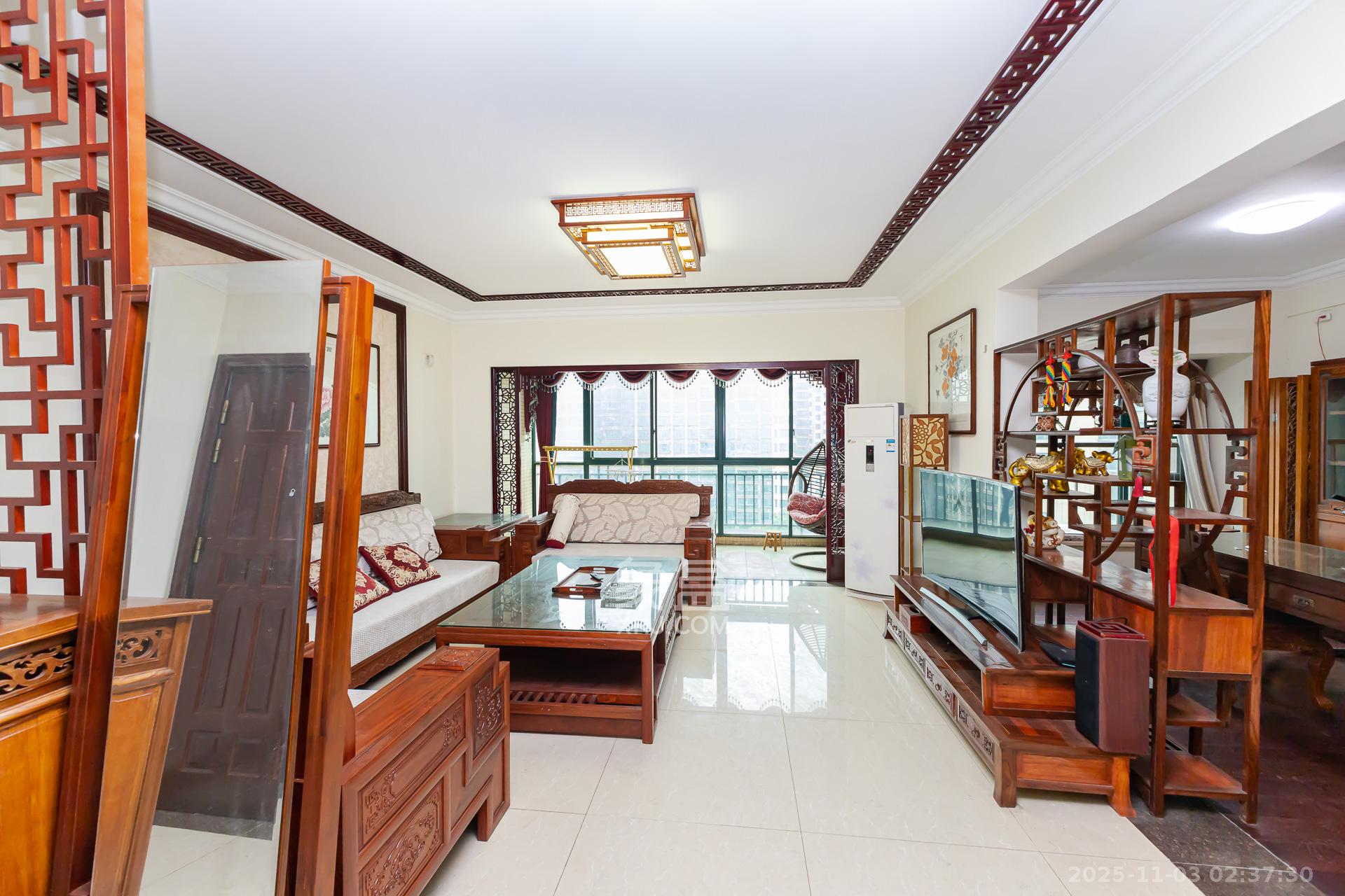 恒大名都  4室2厅2卫    79.8万 恒大名都  4室2厅2卫    79.8万客厅