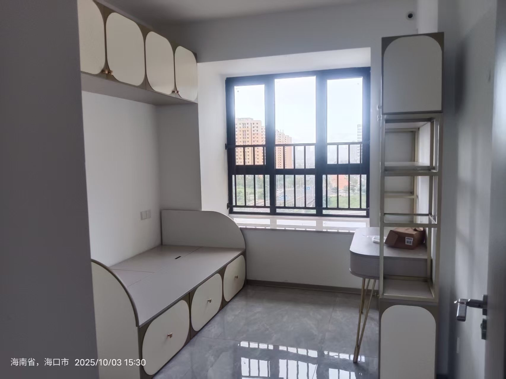 五源河公寓F区 3室2厅2卫 2600.0元/月 五源河公寓F区 3室2厅2卫 2600.0元/月室内图