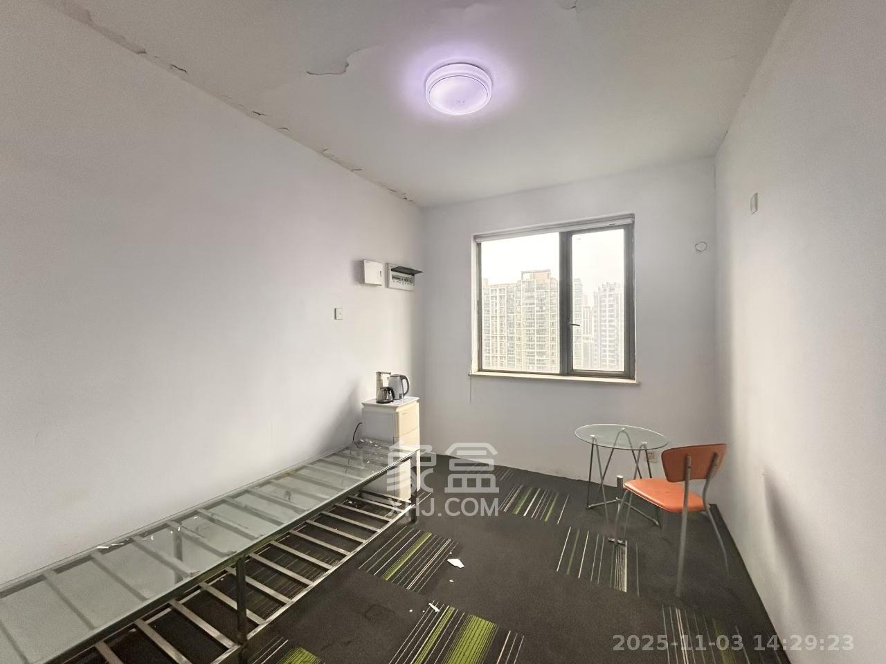 新城新世界一二三期 4室2厅2卫 3000.0元/月 新城新世界一二三期 4室2厅2卫 3000.0元/月室内图