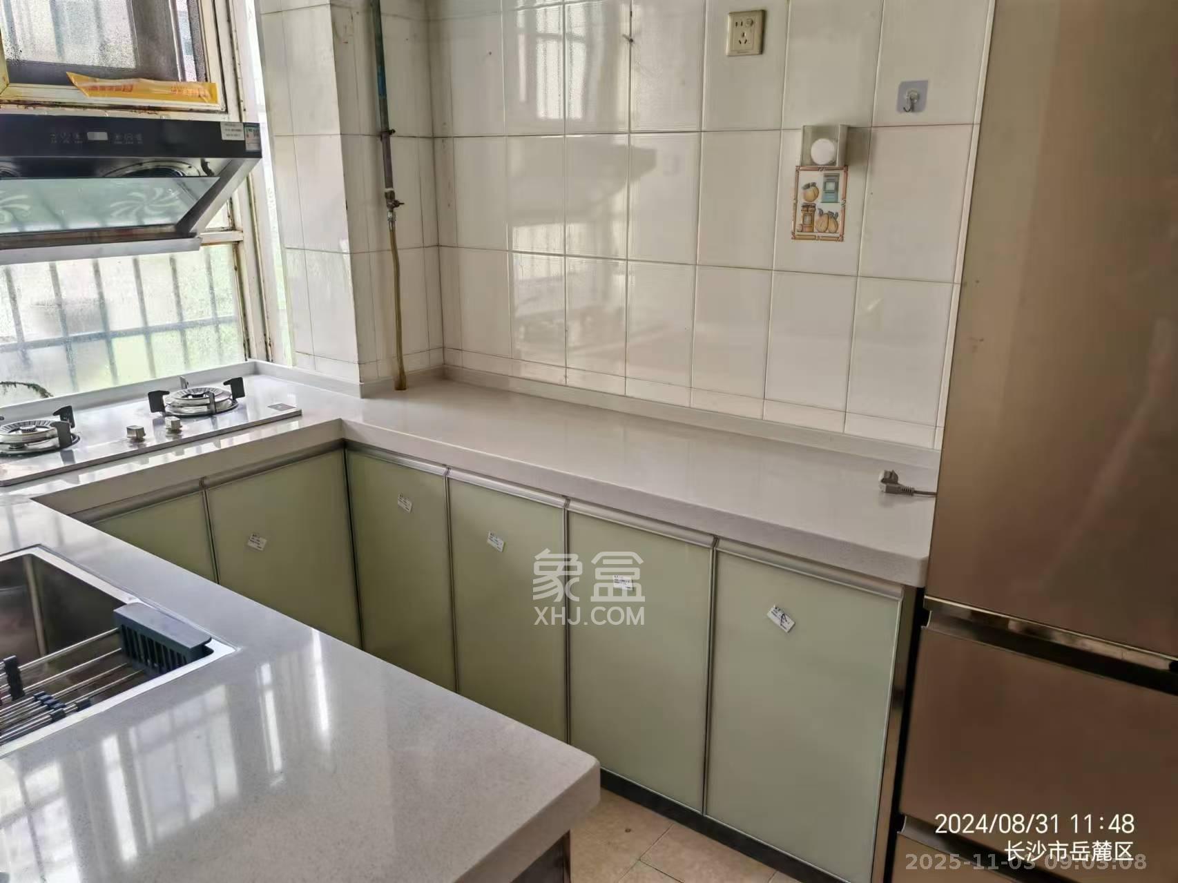 湘卫花苑 2室1厅1卫 2200.0元/月 湘卫花苑 2室1厅1卫 2200.0元/月室内图