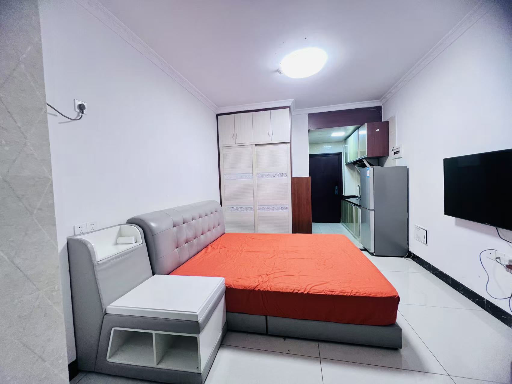 鸿星新天地  1室1厅1卫    900.0元/月室内图