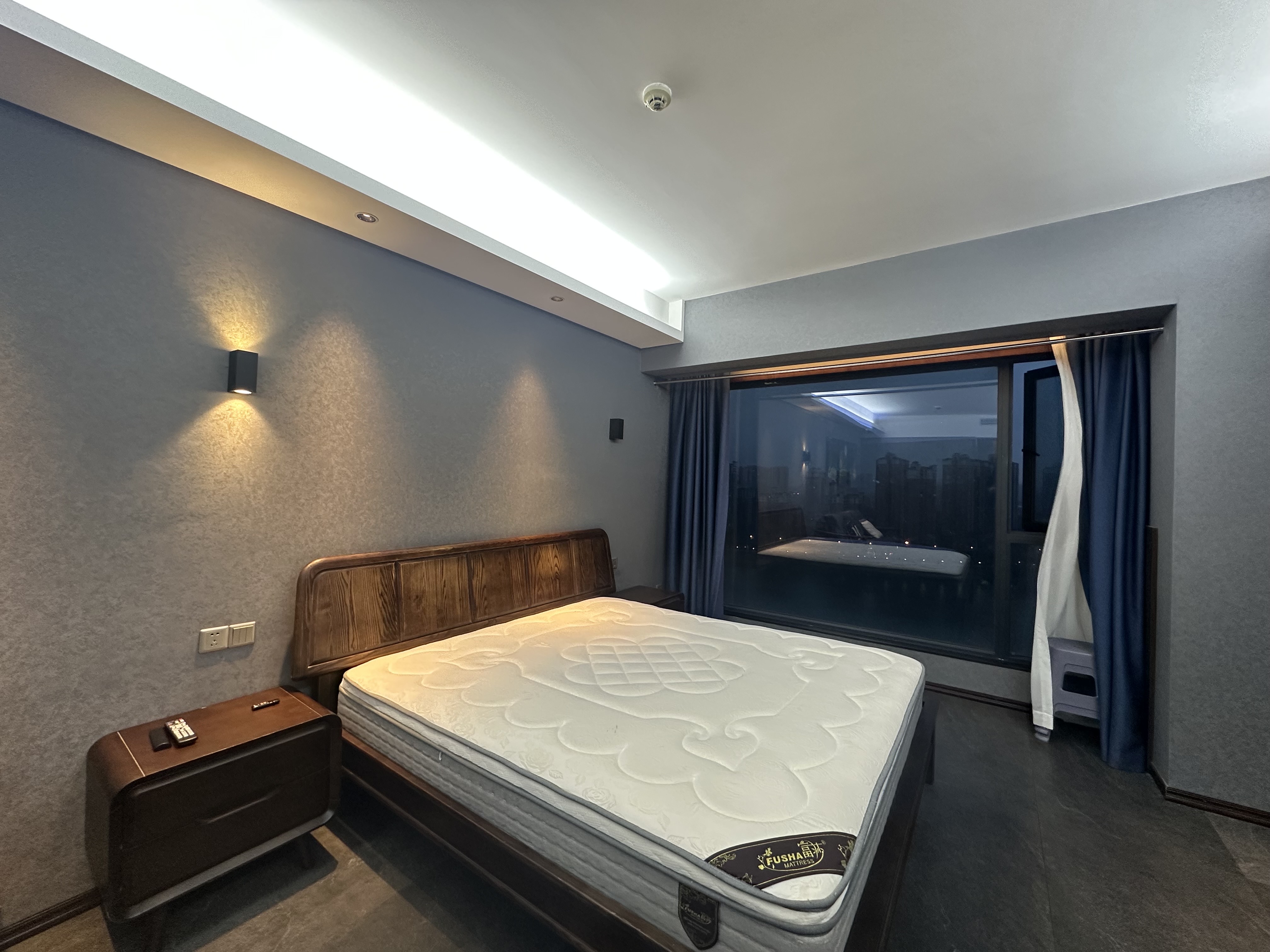 江岸公馆  1室0厅0卫    1700.0元/月 江岸公馆  1室0厅0卫    1700.0元/月室内图