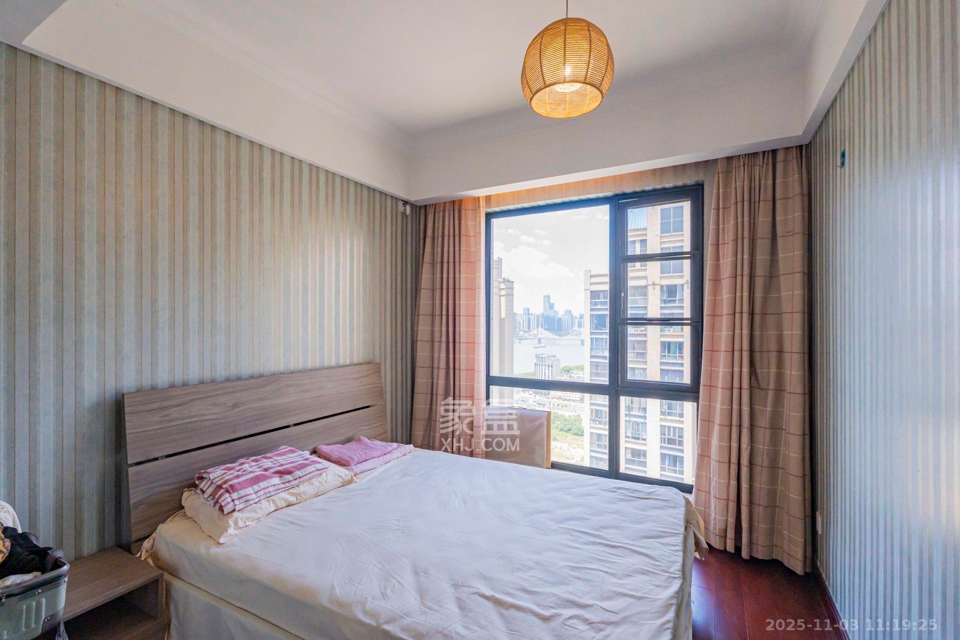 复地崑玉国际一期 3室2厅2卫 6000.0元/月 复地崑玉国际一期 3室2厅2卫 6000.0元/月室内图