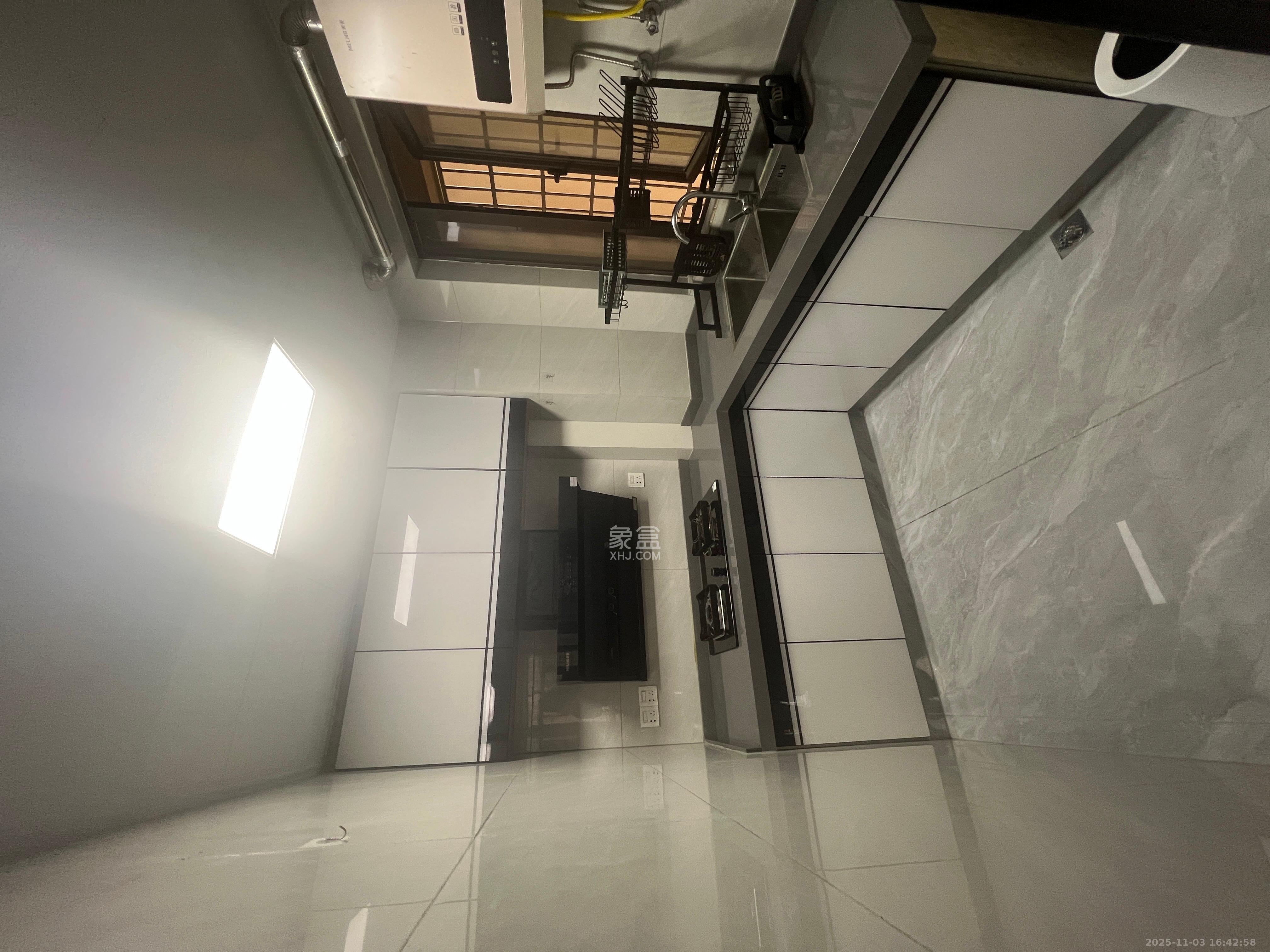 和润园三期  1室0厅0卫    2400.0元/月室内图